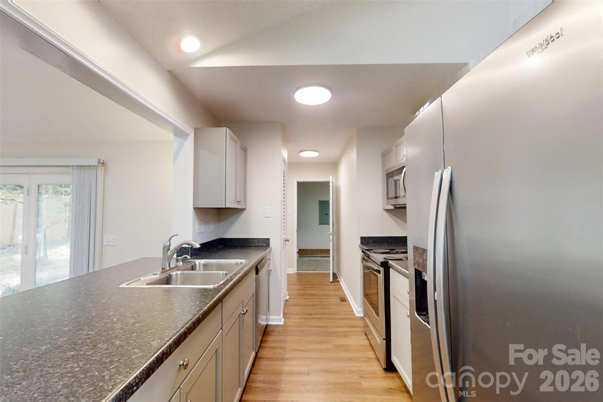 8 Muirfield Place Property Photo 17