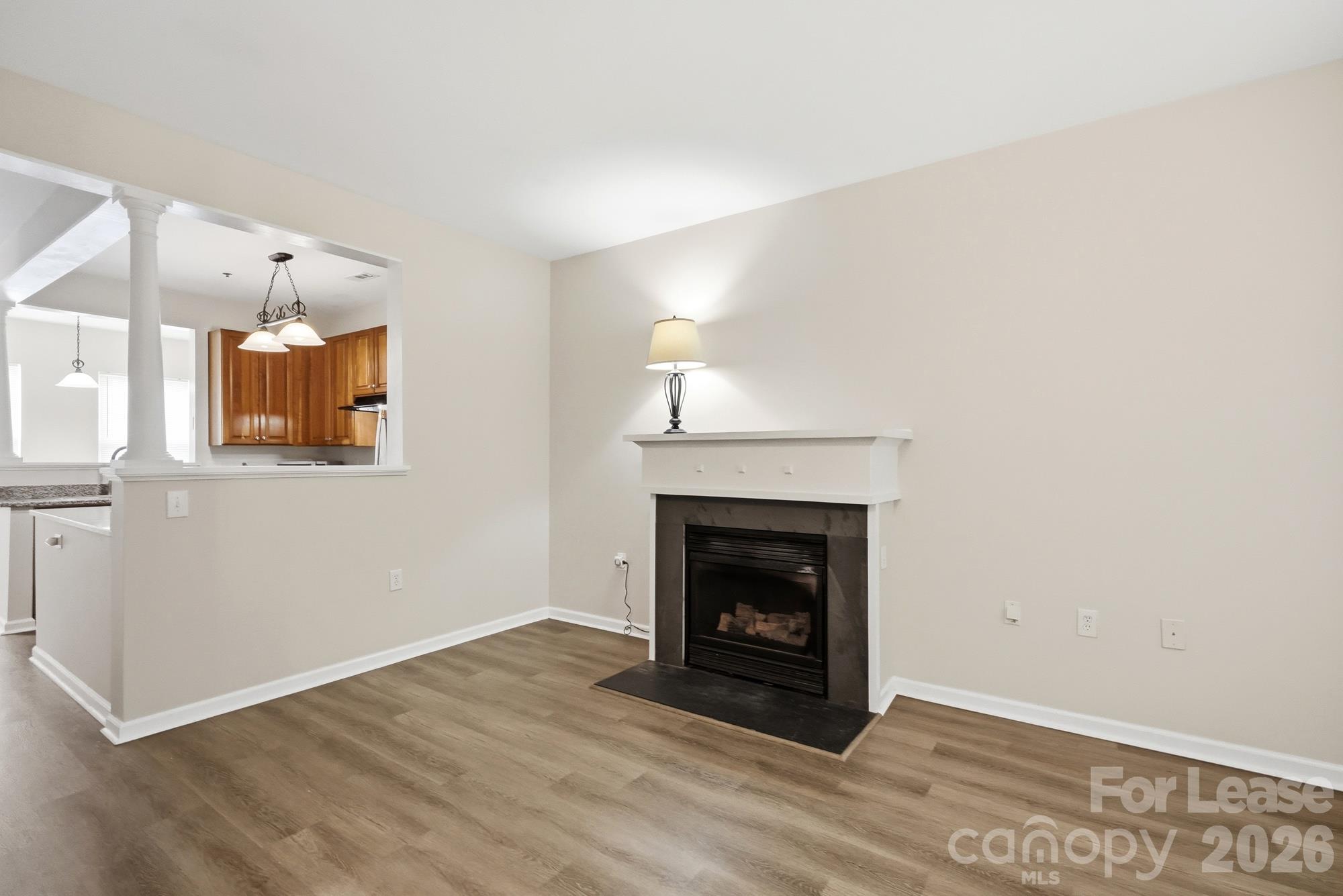 614 E 9th Street Property Photo 9