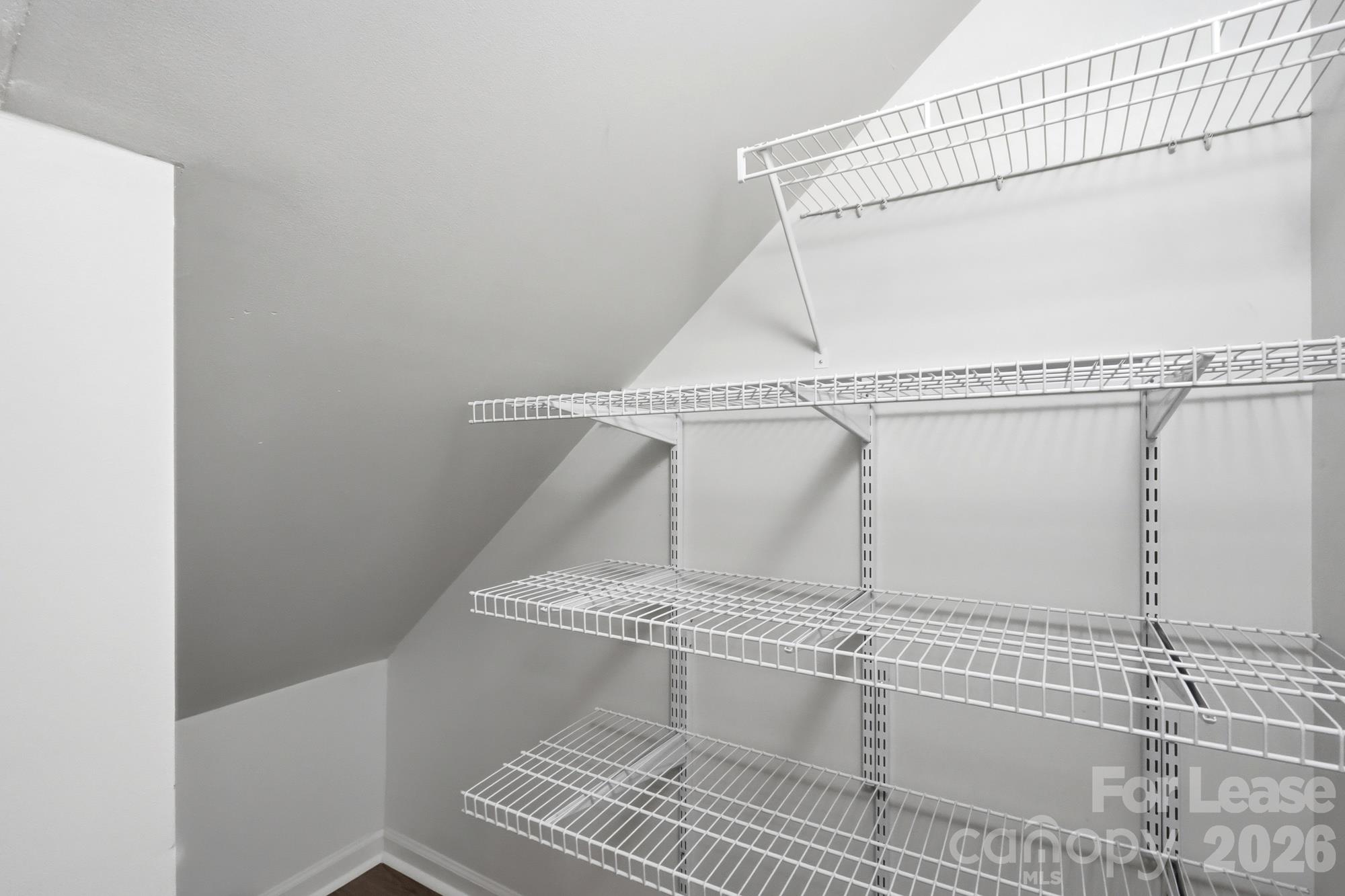 614 E 9th Street Property Photo 29