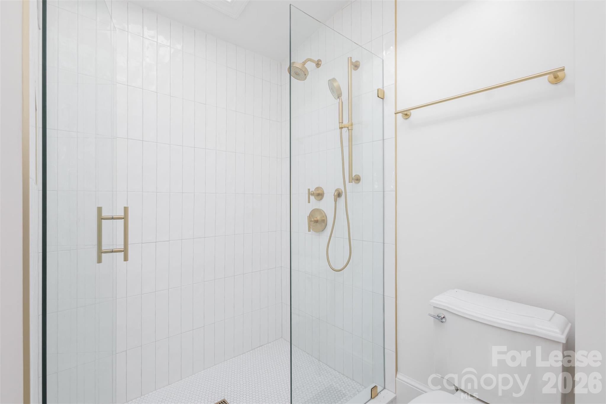 320 E Worthington Avenue Property Photo 6