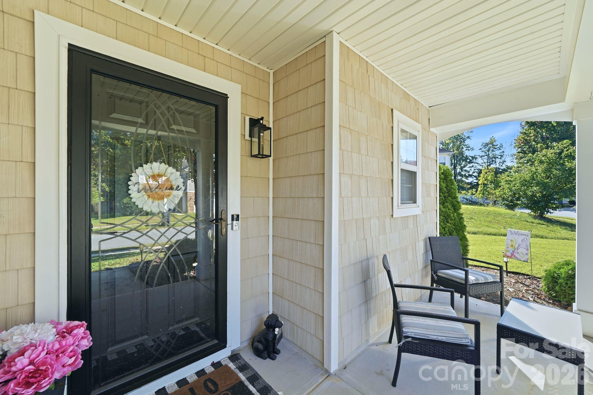 2729 Markham Woods Court Property Photo 3