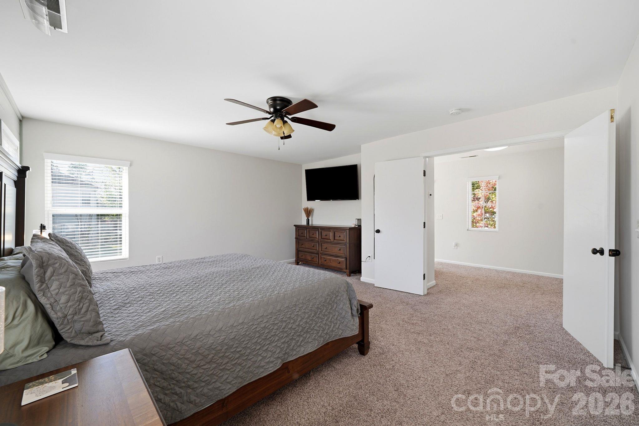 2729 Markham Woods Court Property Photo 16