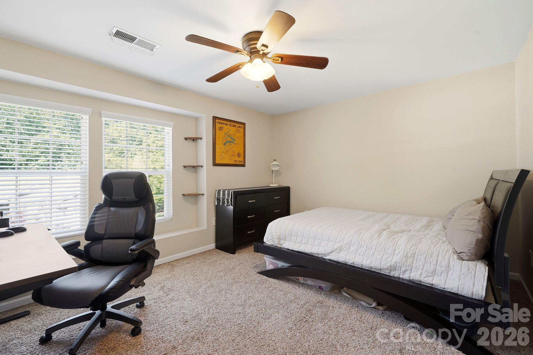 2729 Markham Woods Court Property Photo 24