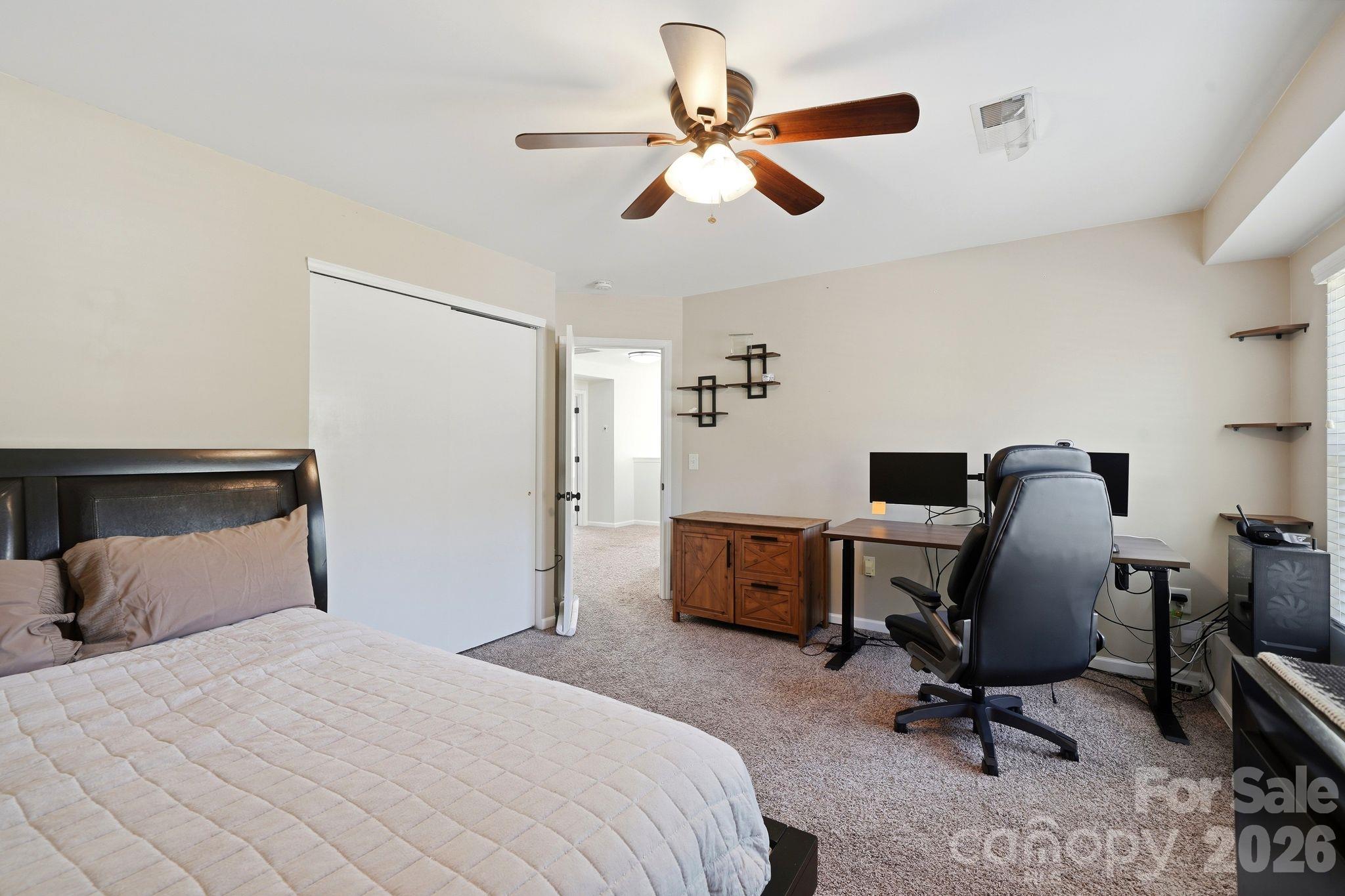 2729 Markham Woods Court Property Photo 25