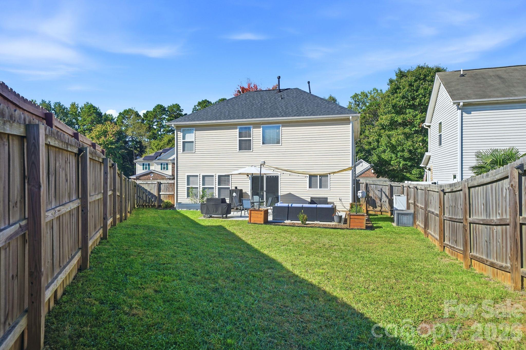 2729 Markham Woods Court Property Photo 30