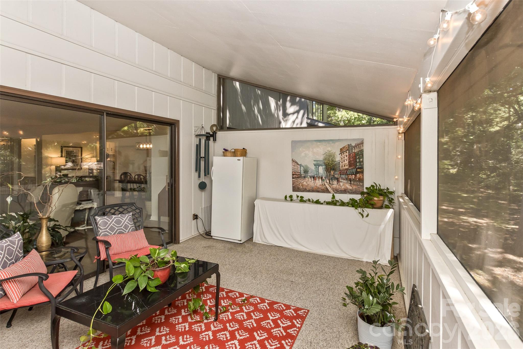 503 Crowfields Lane Property Photo 12