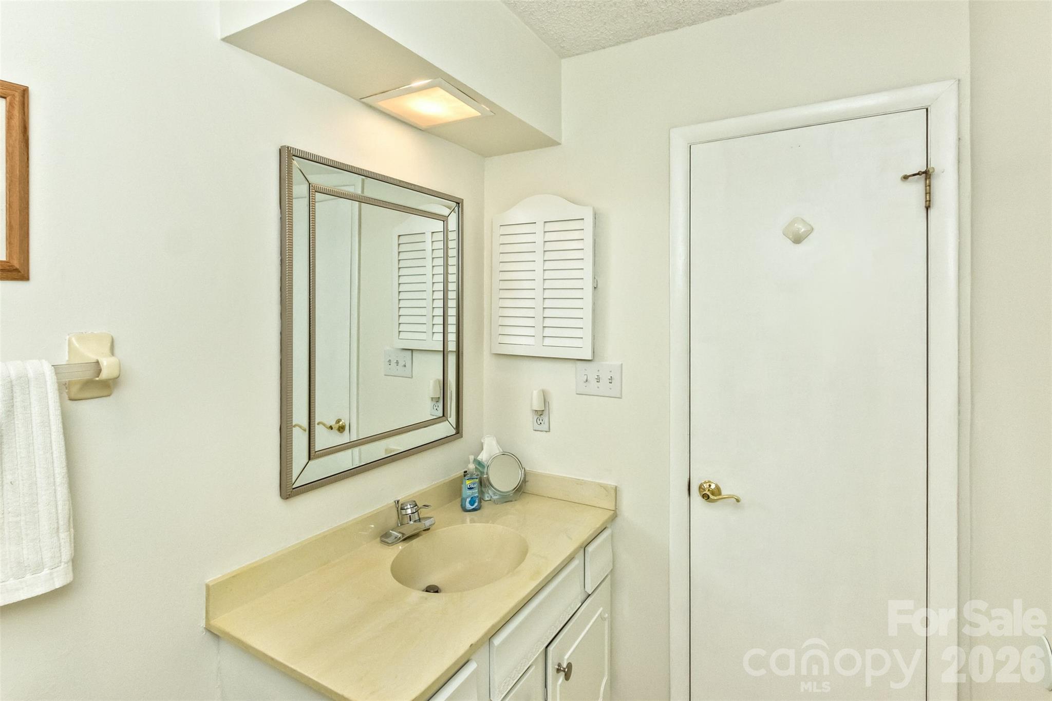 503 Crowfields Lane Property Photo 27