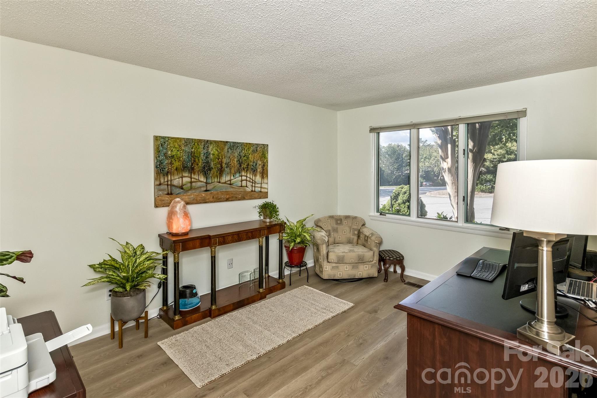 503 Crowfields Lane Property Photo 28