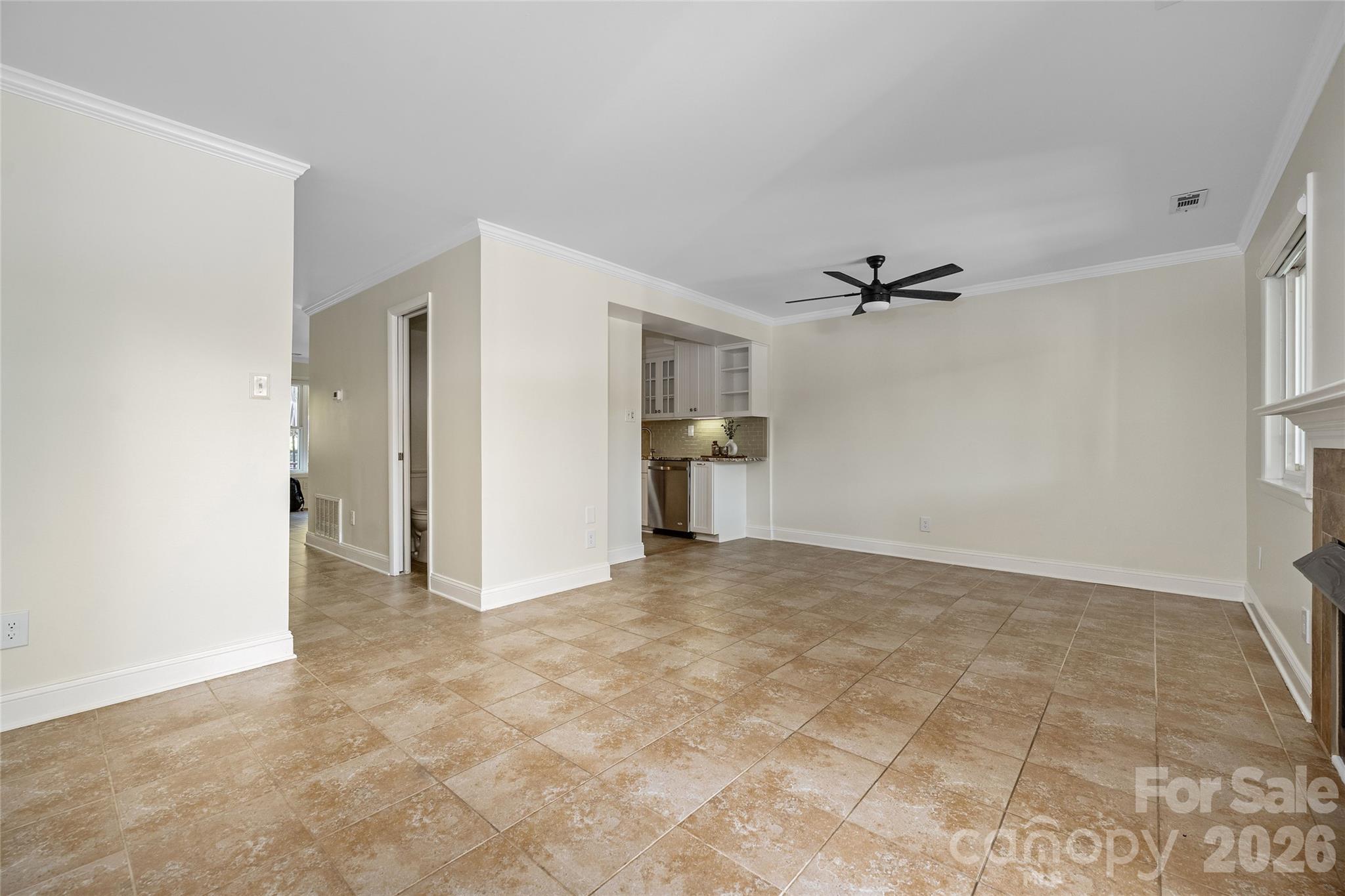 8056 Westcape Drive Property Photo 17