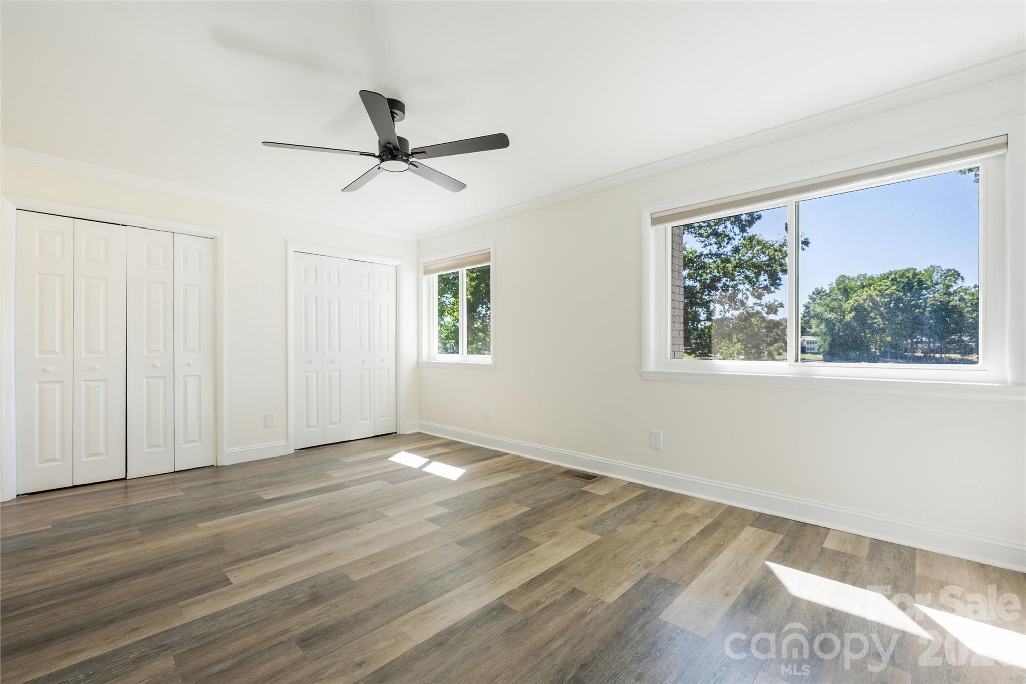 8056 Westcape Drive Property Photo 23