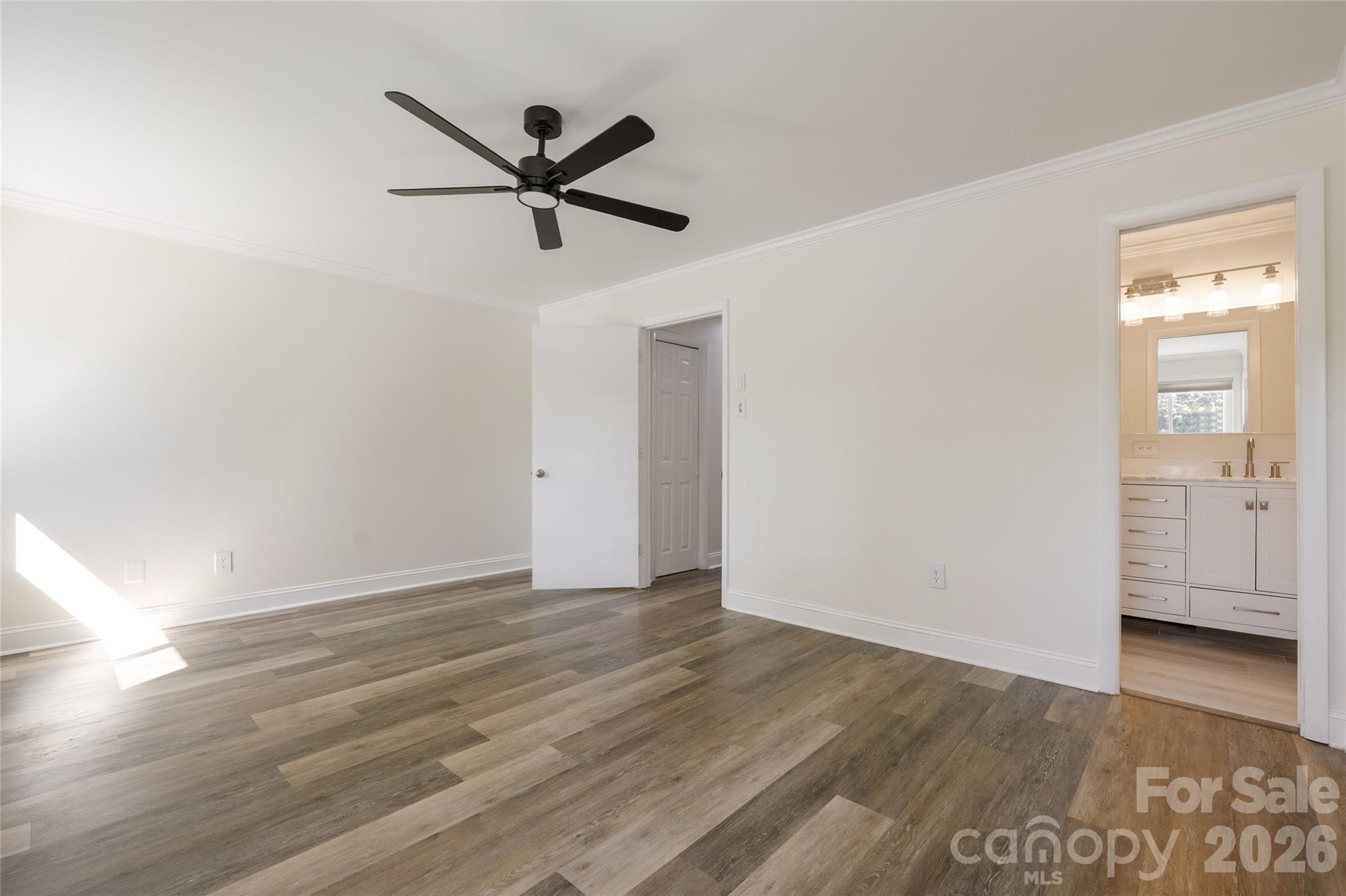 8056 Westcape Drive Property Photo 25