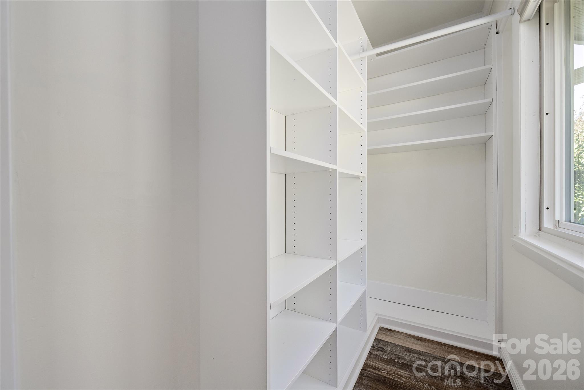 8056 Westcape Drive Property Photo 34