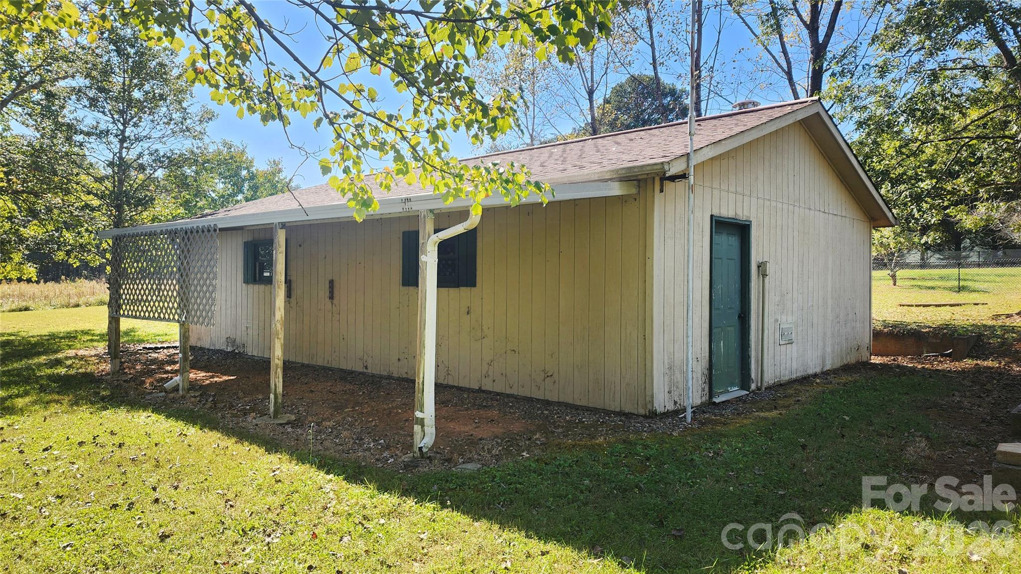 7320 Old Laurel Road Property Photo 21