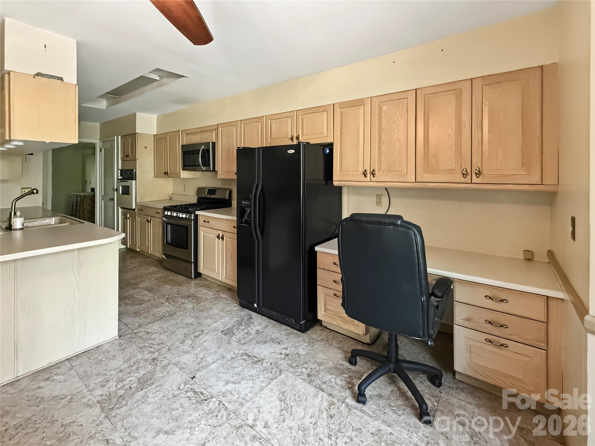 186 Catherine Drive Property Photo 11