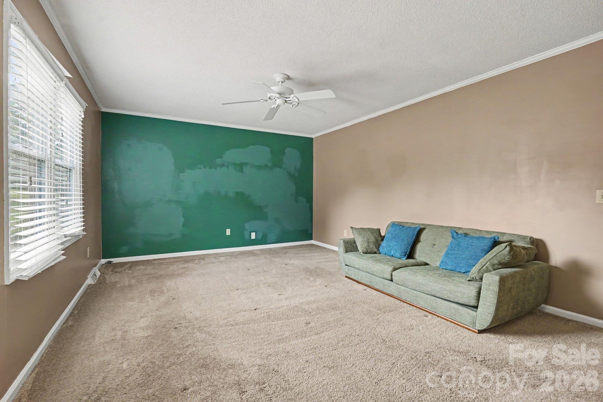 213 Cobblestone Lane Property Photo 4