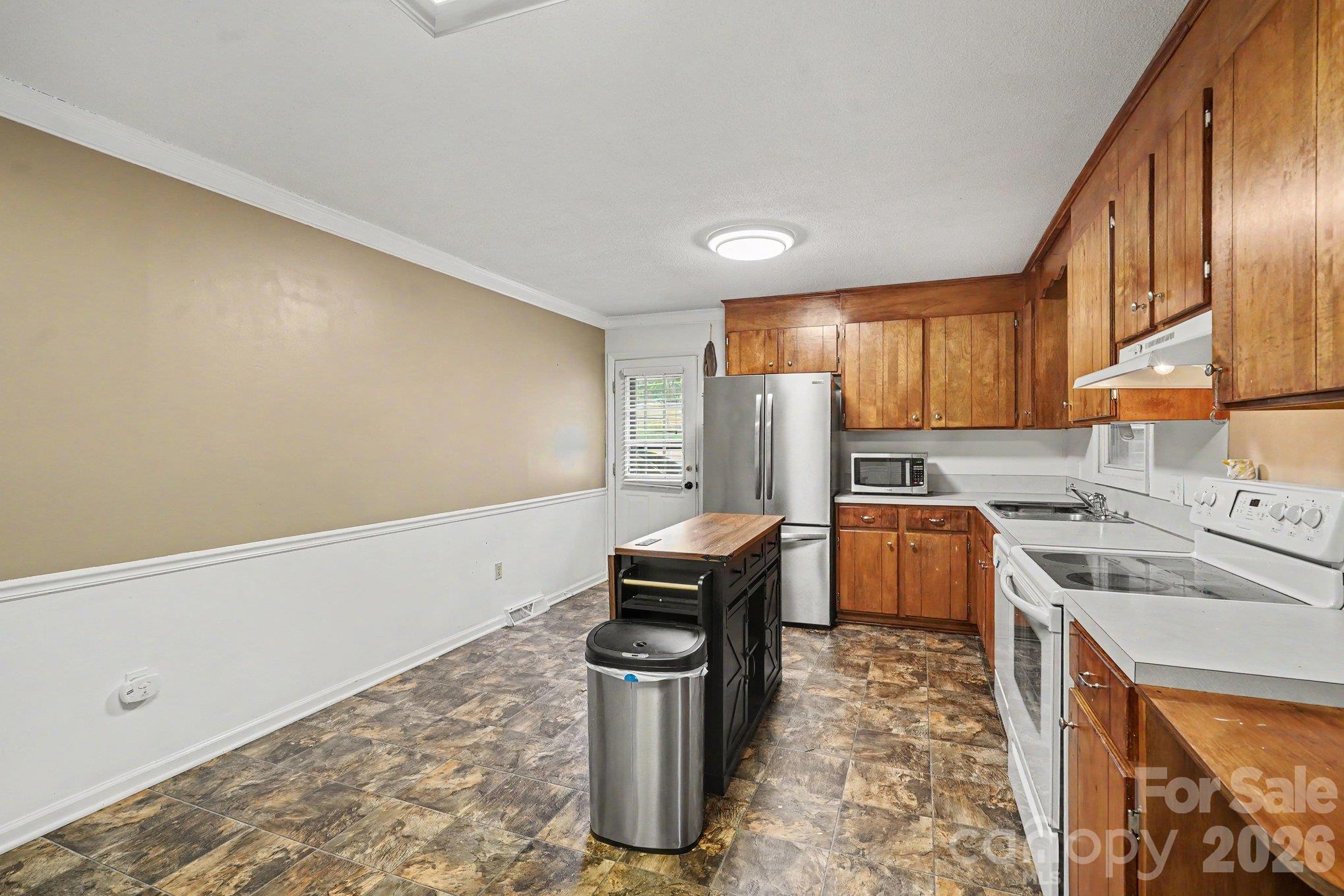 213 Cobblestone Lane Property Photo 10