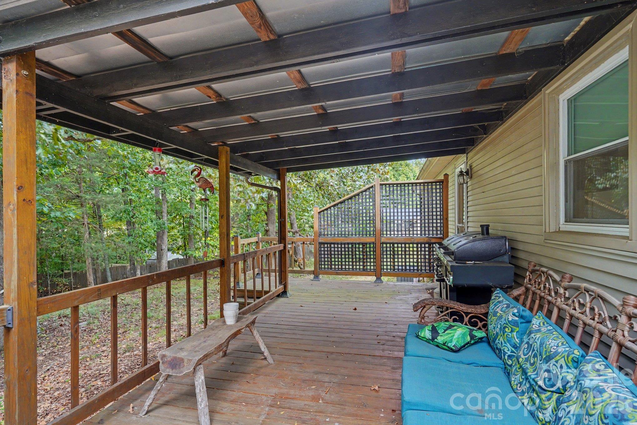 213 Cobblestone Lane Property Photo 30