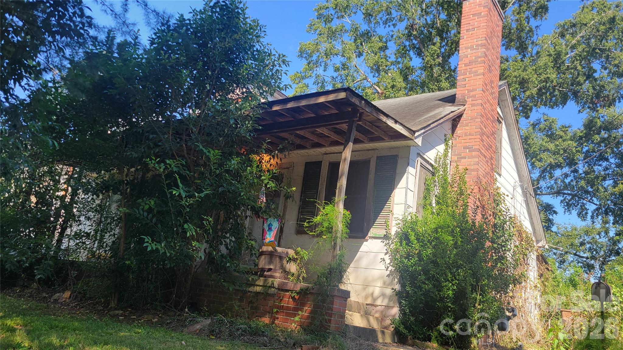 310 N Government Street Property Photo 6