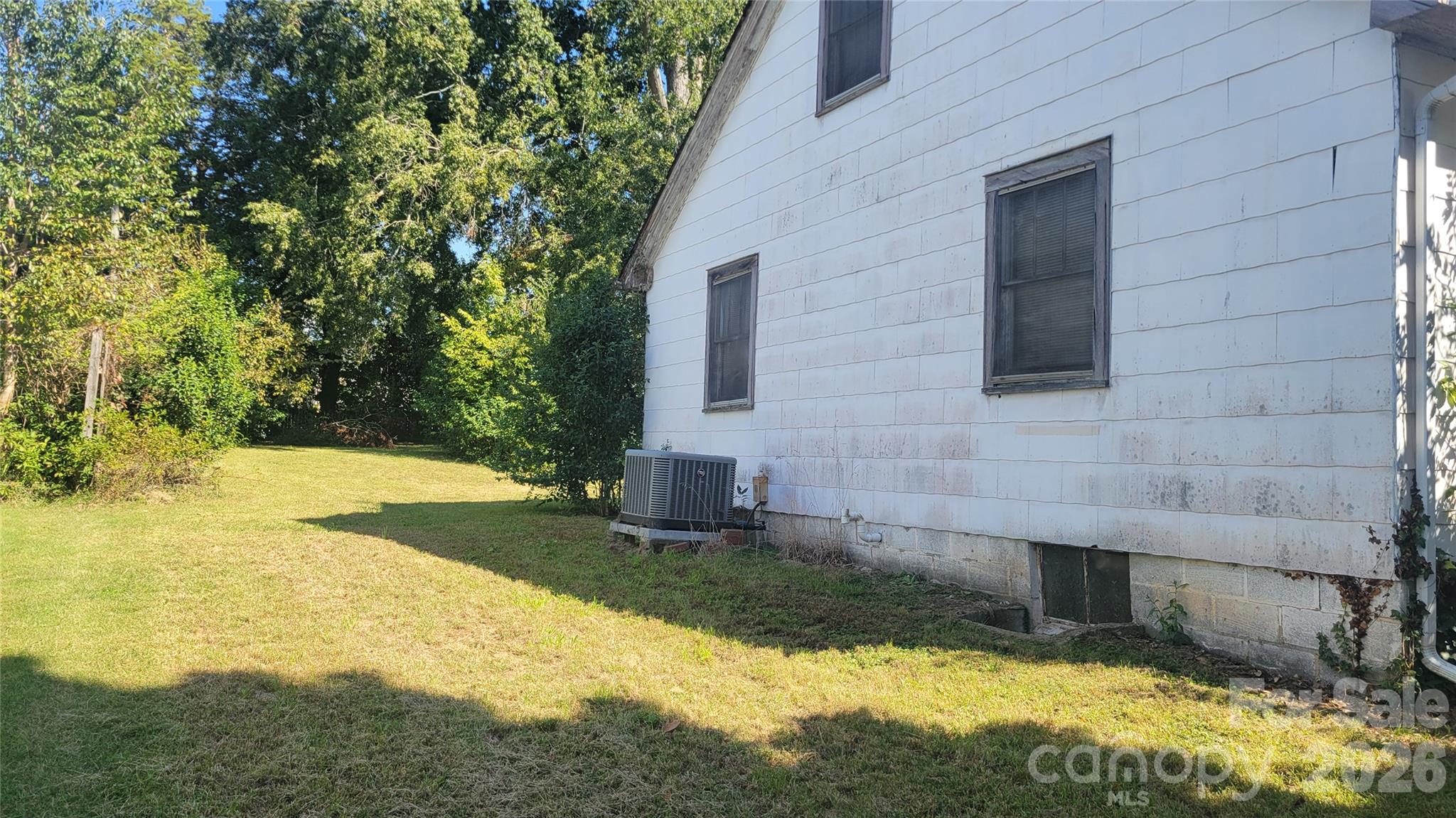 310 N Government Street Property Photo 8