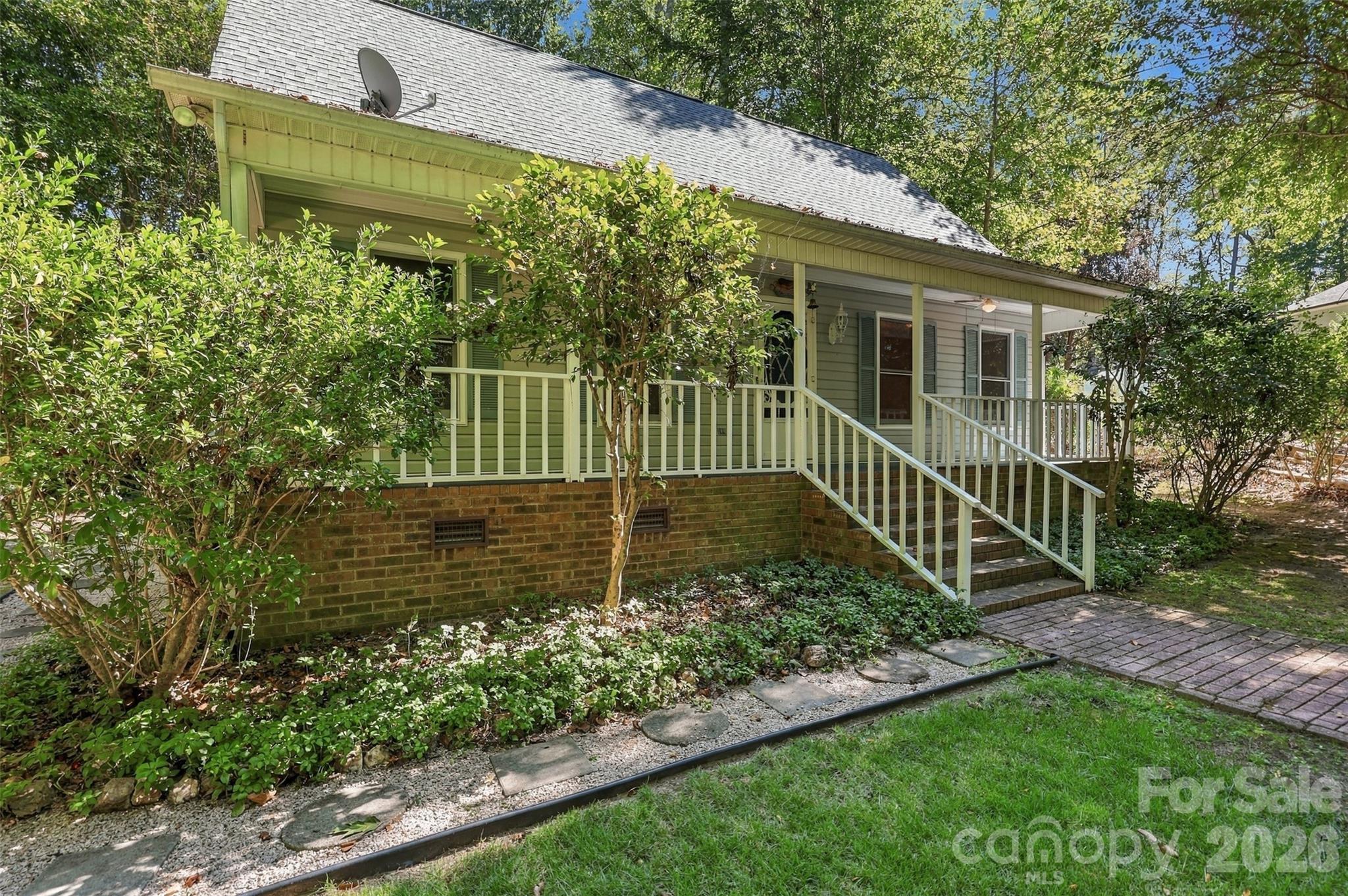 4985 Creek Court Property Photo 1