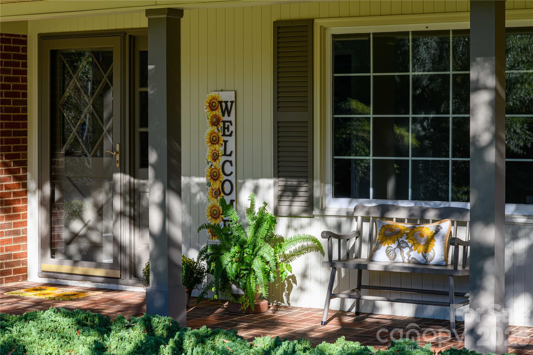 1007 Woodland Street Property Photo 6