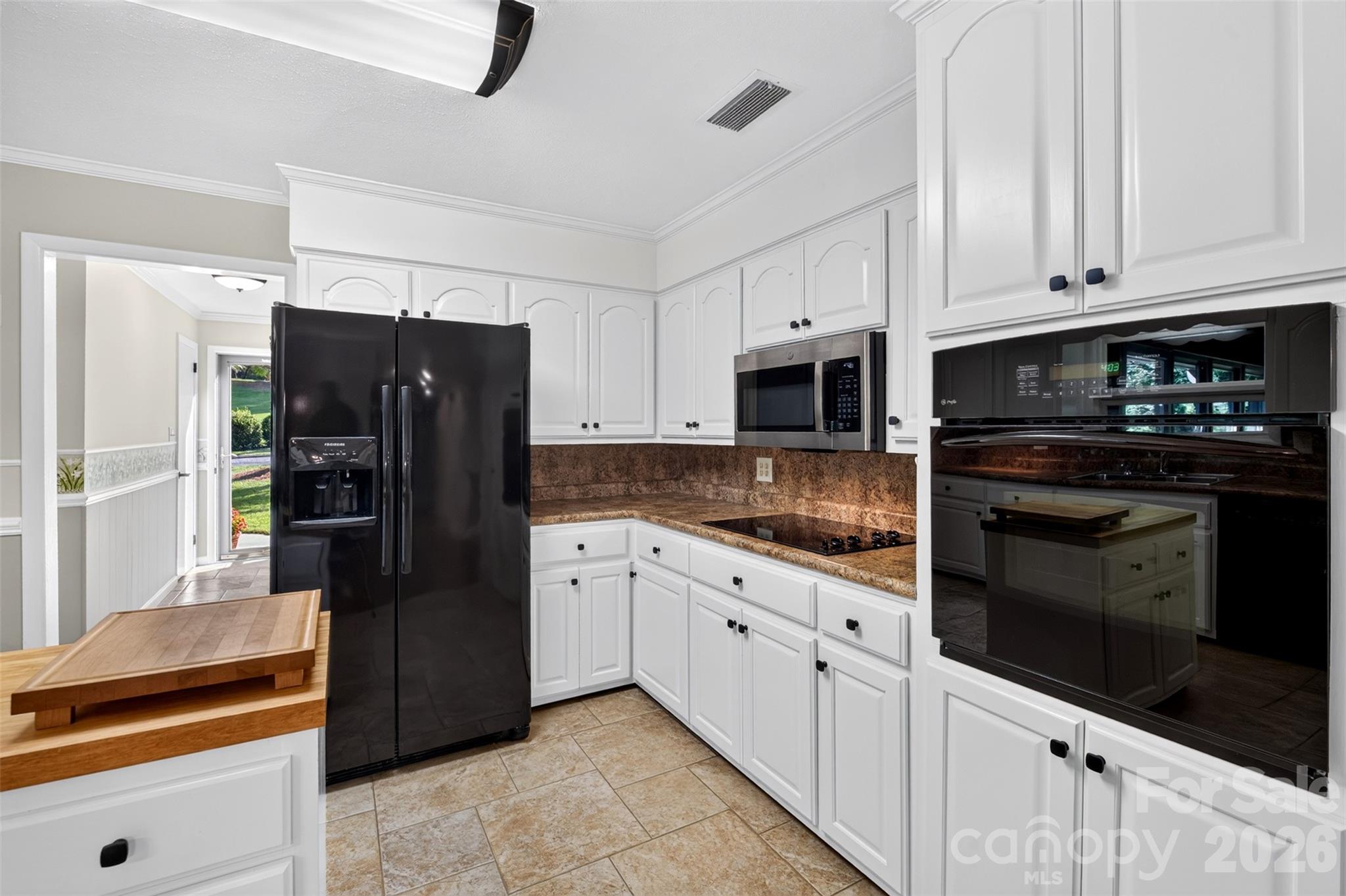 1007 Woodland Street Property Photo 14