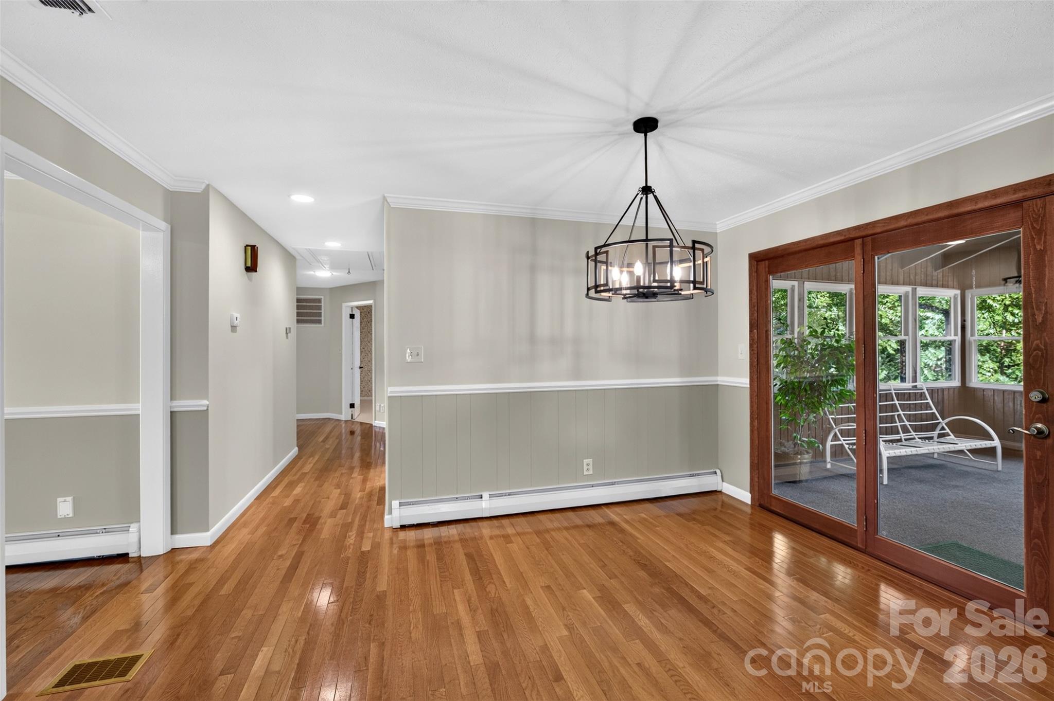 1007 Woodland Street Property Photo 17