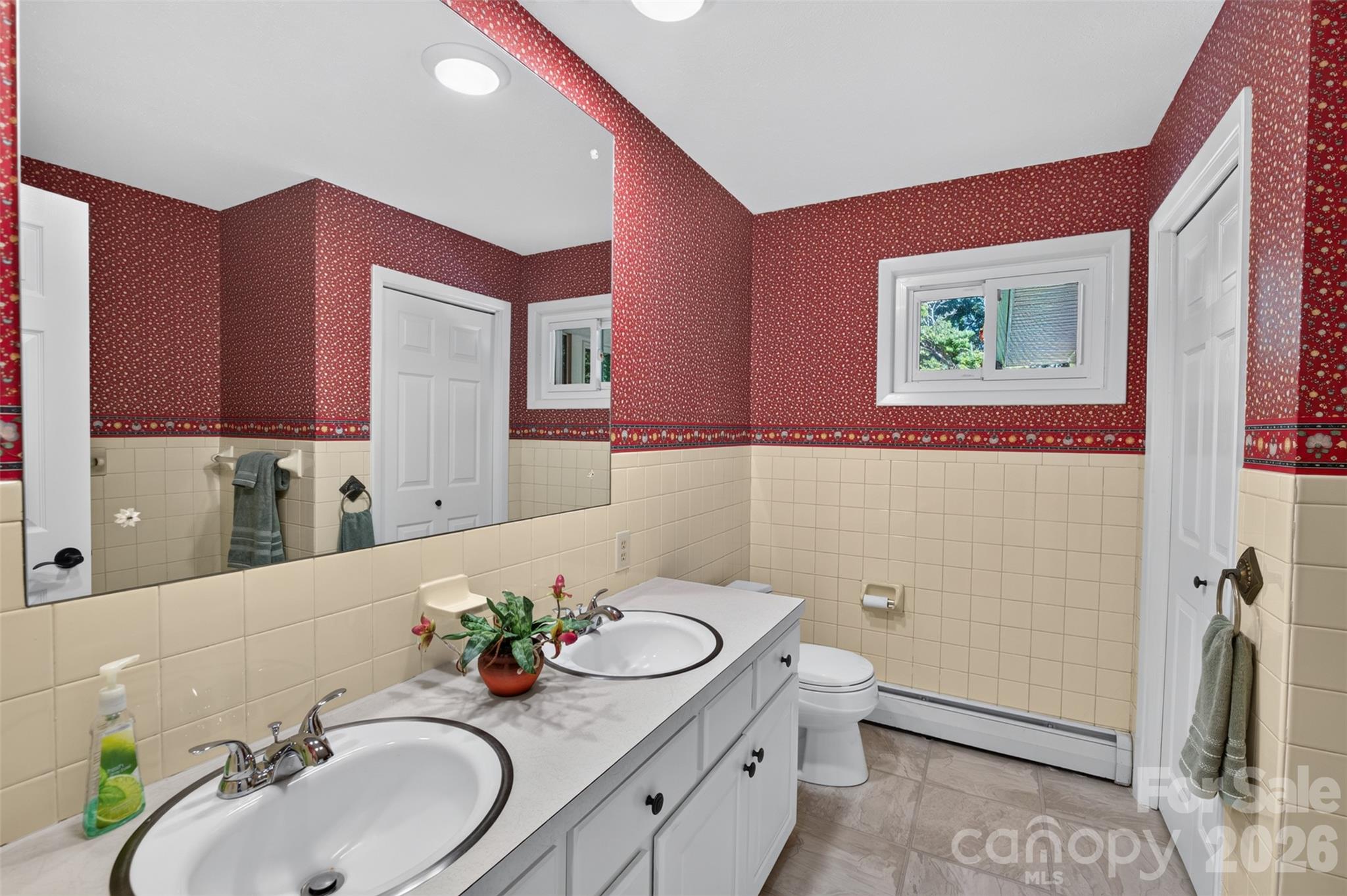 1007 Woodland Street Property Photo 25