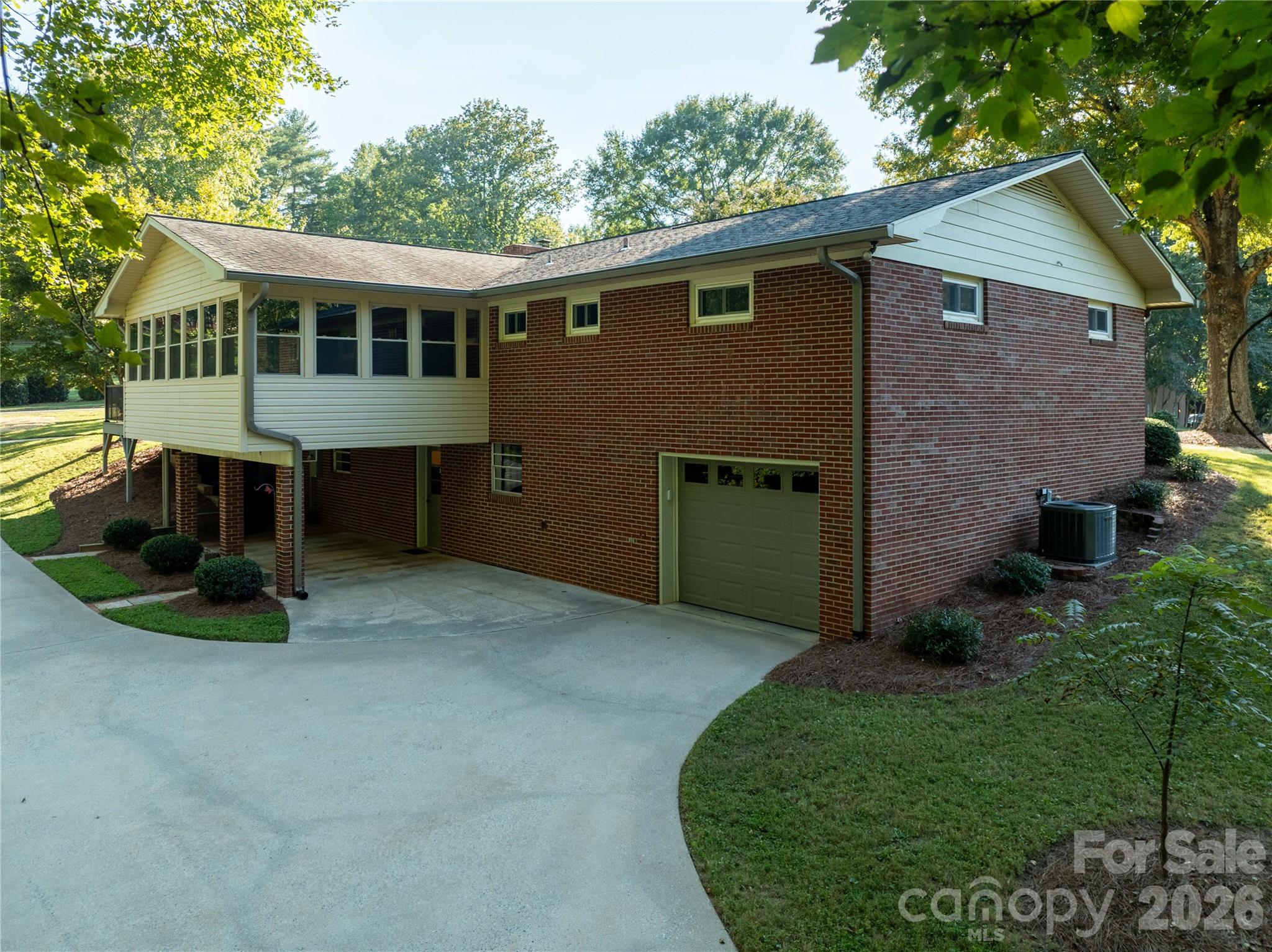 1007 Woodland Street Property Photo 39