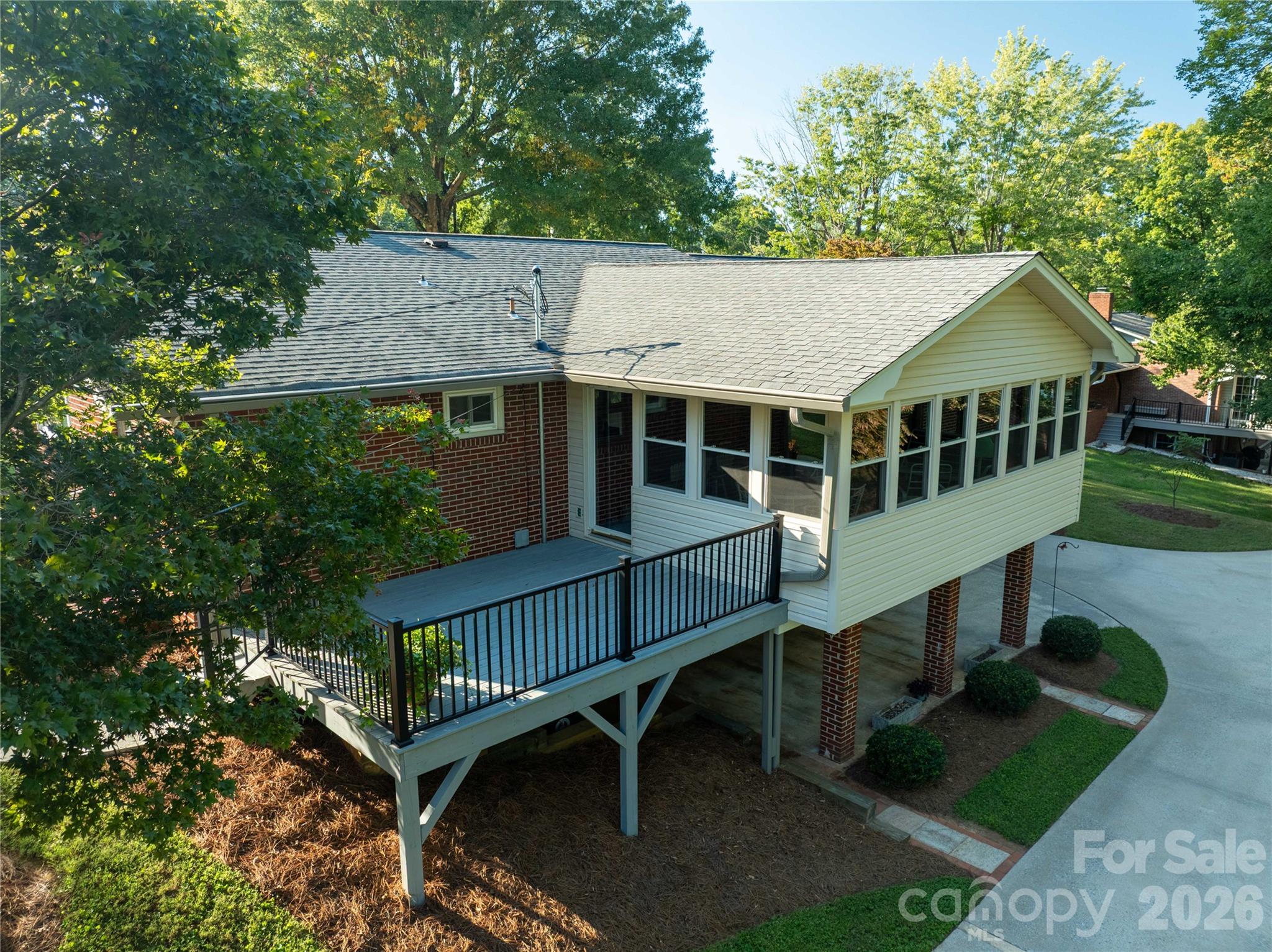 1007 Woodland Street Property Photo 41