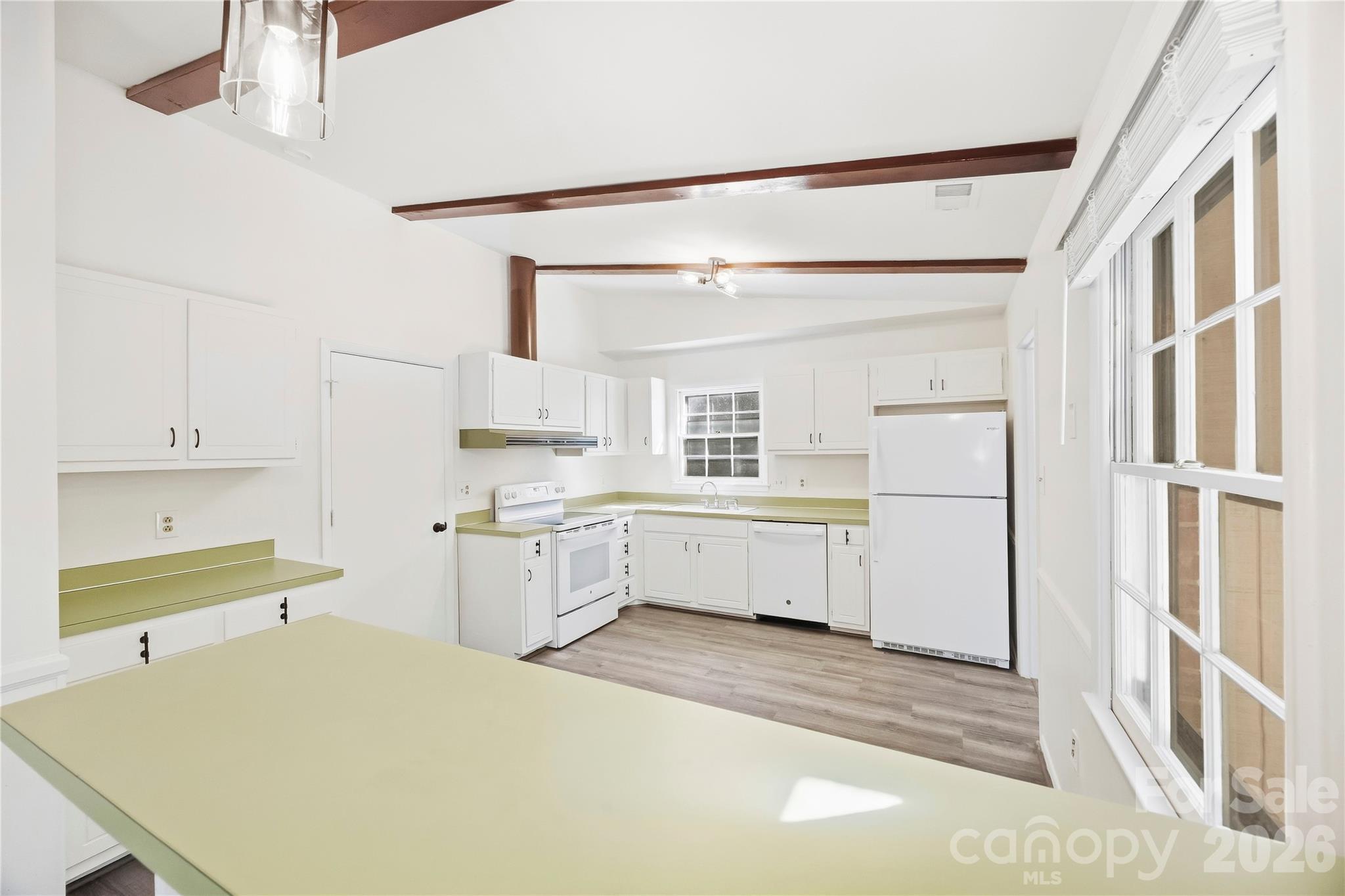 9112 Sardis Forest Drive Property Photo 9