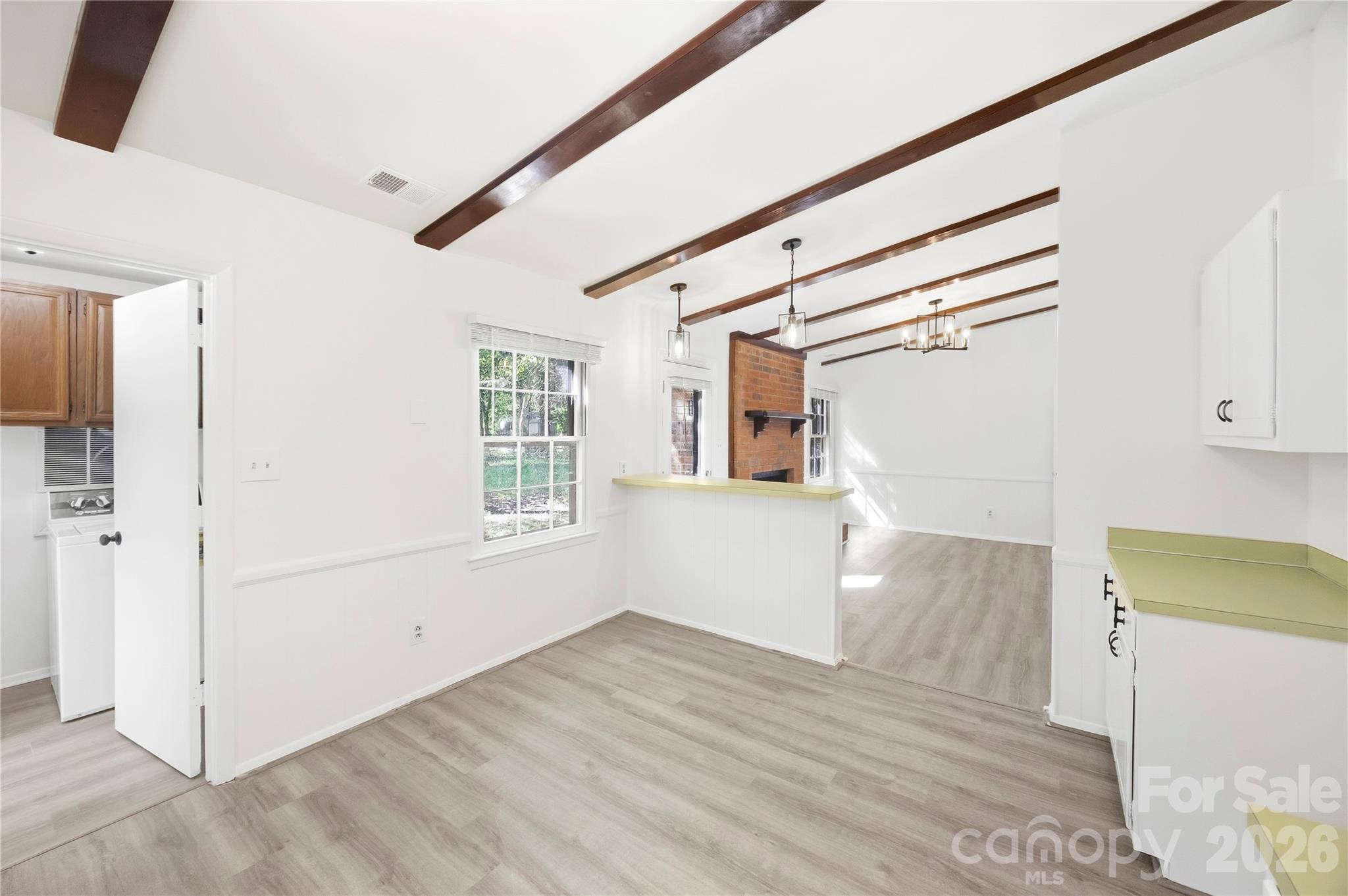 9112 Sardis Forest Drive Property Photo 10
