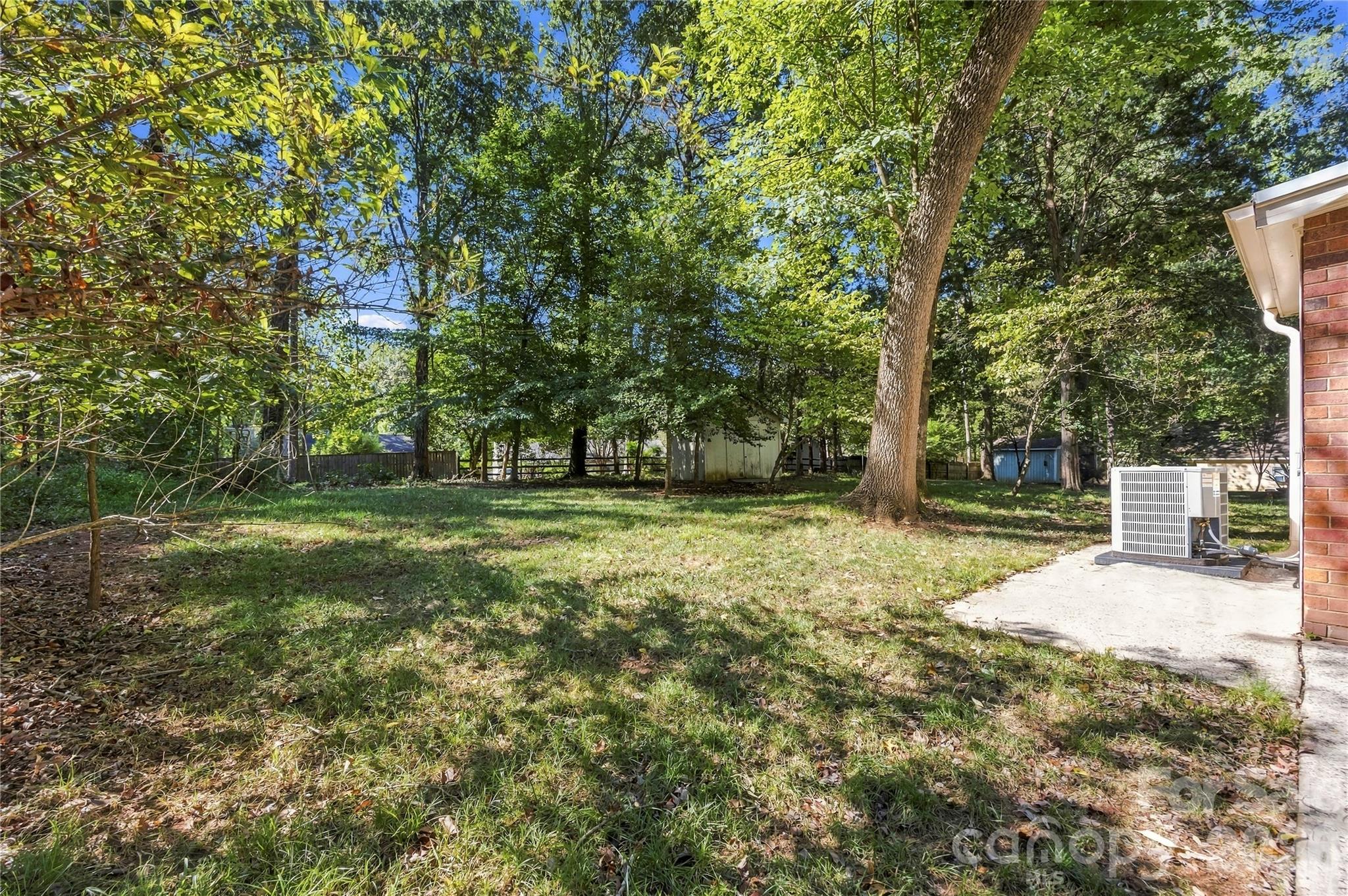 9112 Sardis Forest Drive Property Photo 32