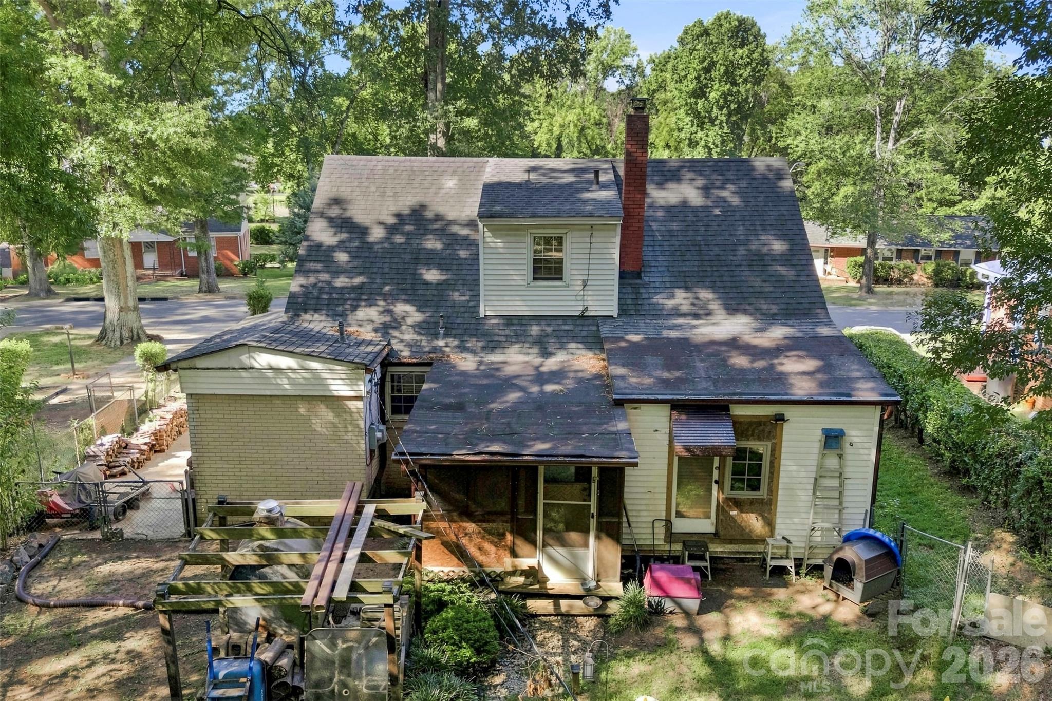 314 Fannie Circle Property Photo 7