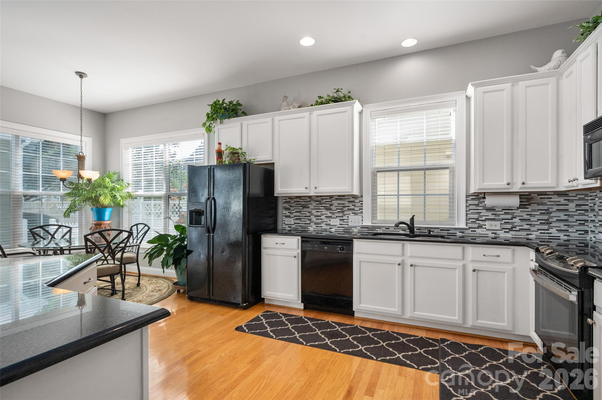 3004 Ivy Brook Place Property Photo 11