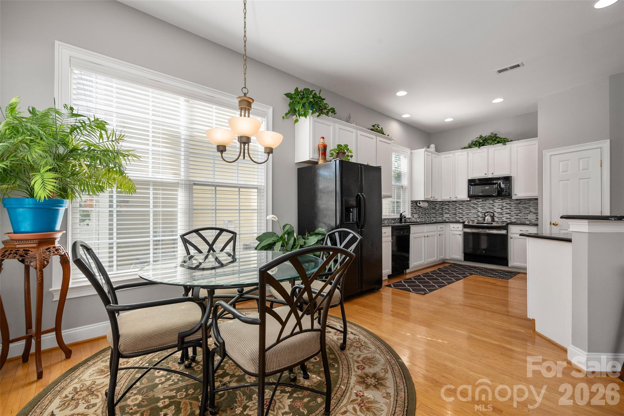 3004 Ivy Brook Place Property Photo 14