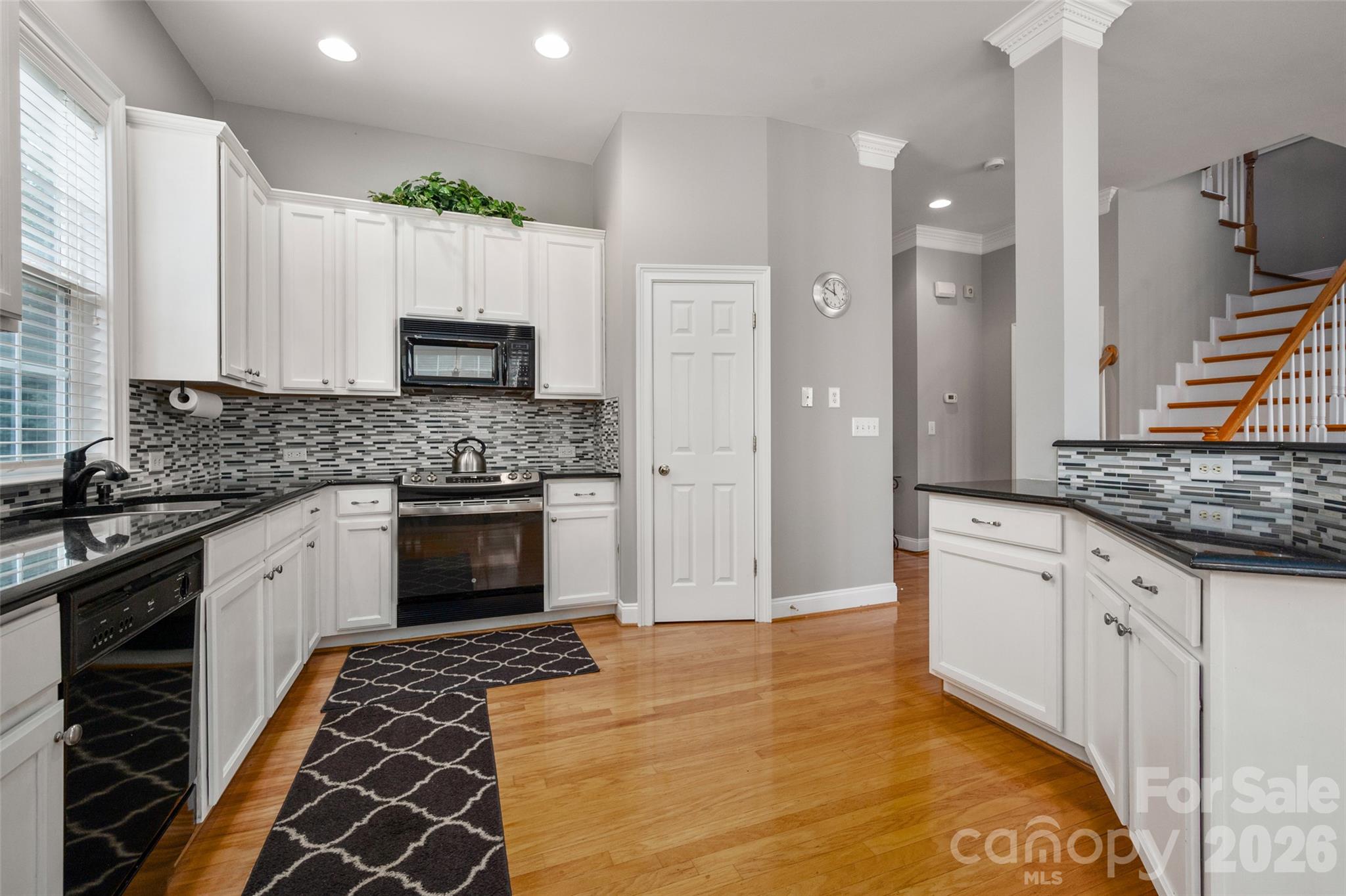 3004 Ivy Brook Place Property Photo 15