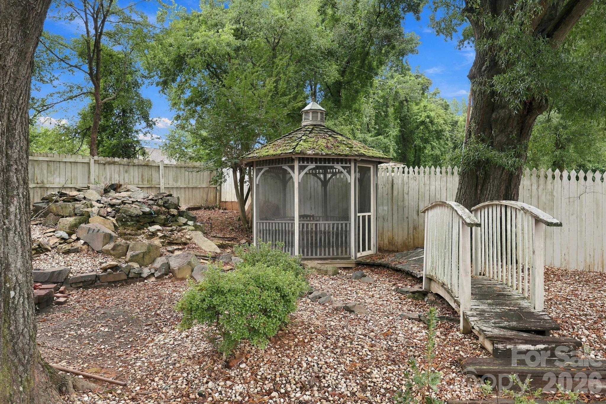 6423 Snow Bird Lane Property Photo 5