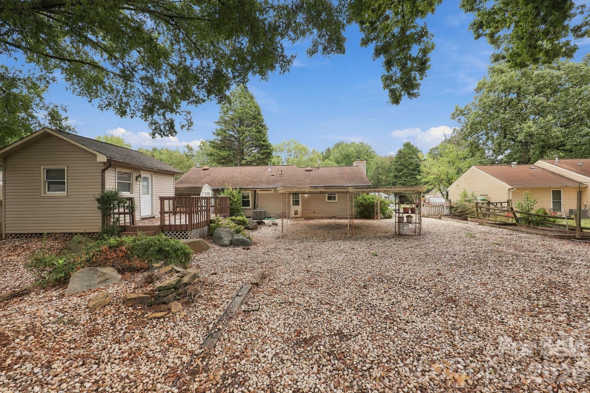 6423 Snow Bird Lane Property Photo 8