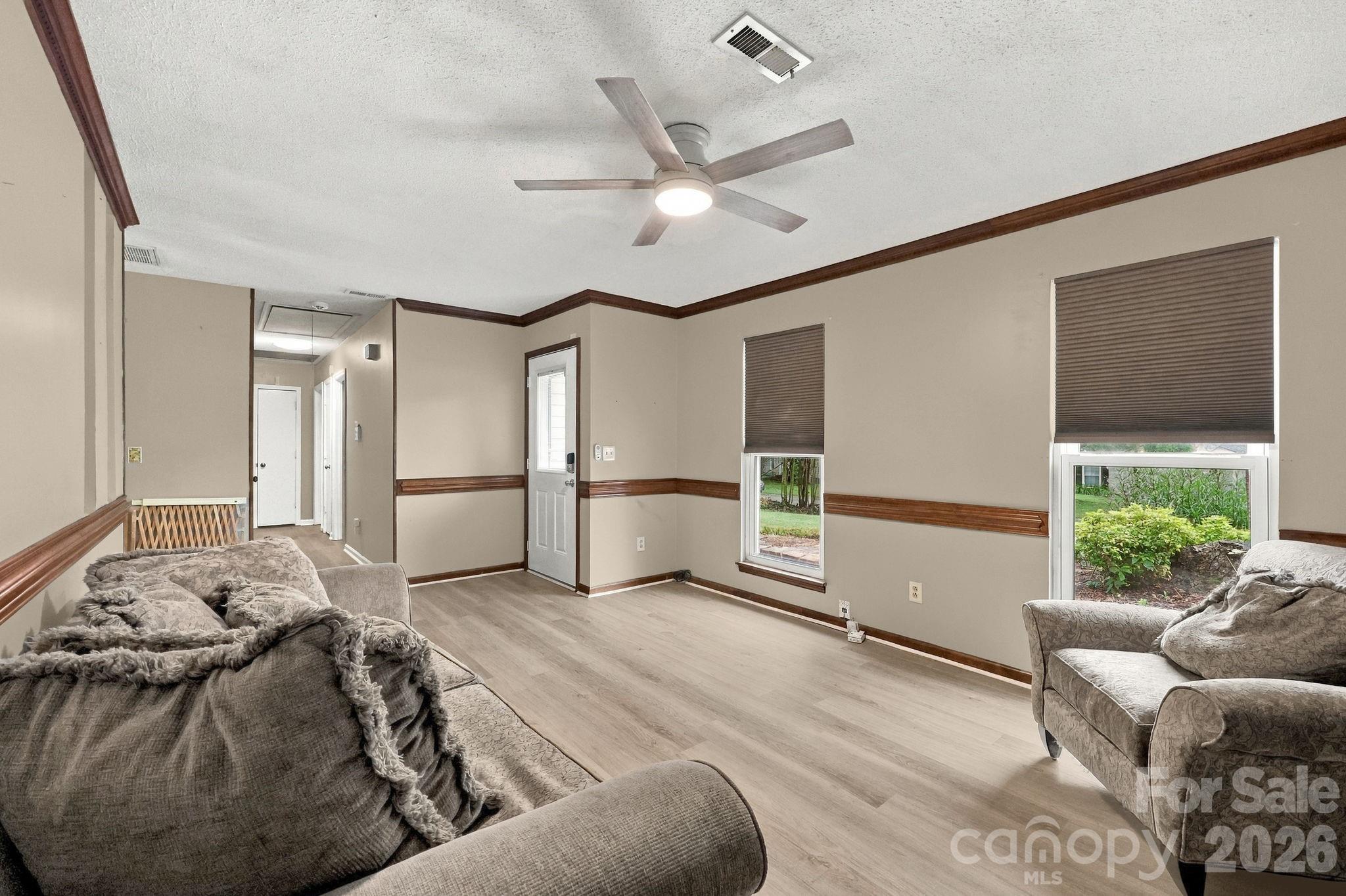 6423 Snow Bird Lane Property Photo 15