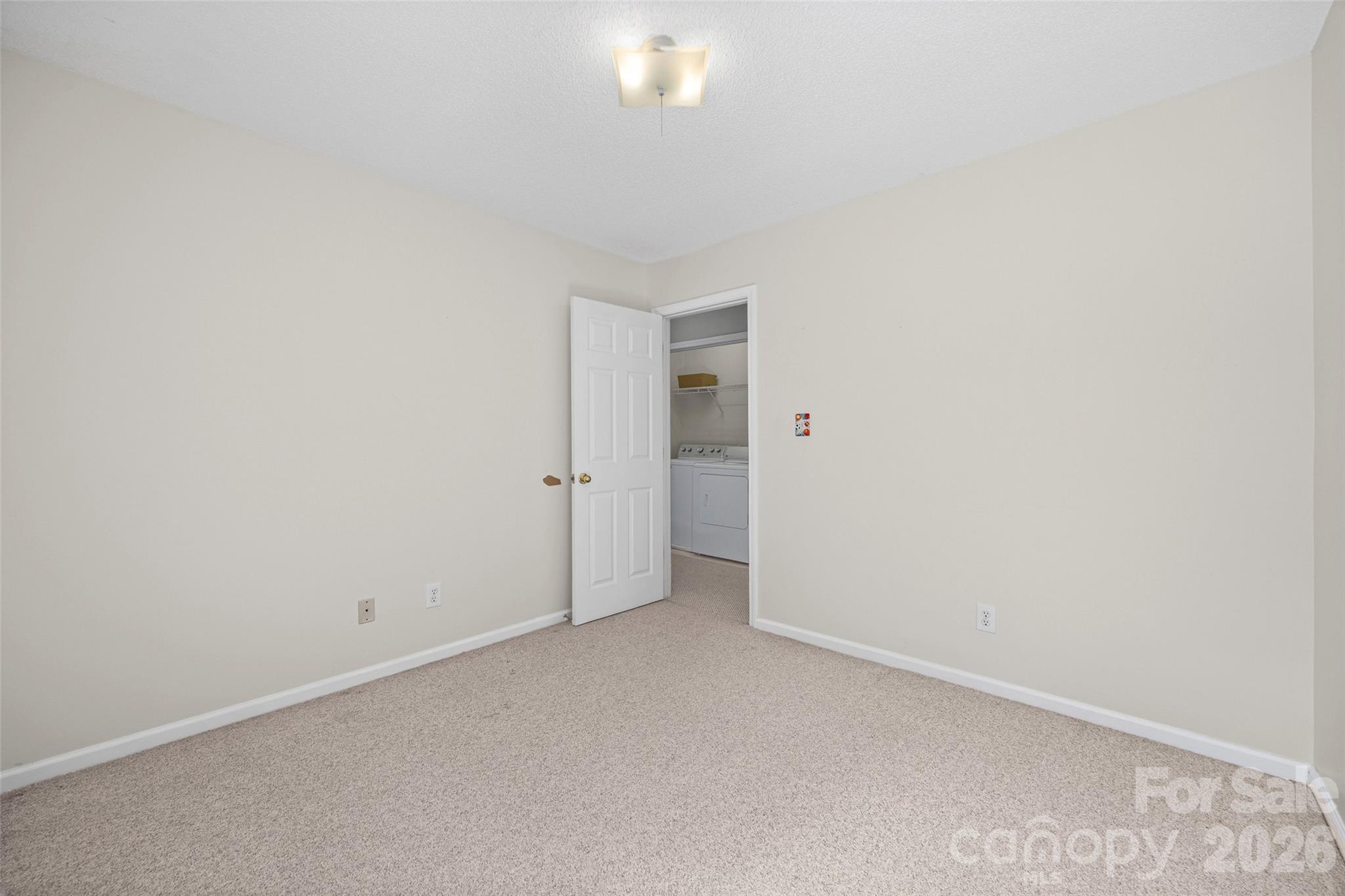 2006 Capstone Court 96 Property Photo 24