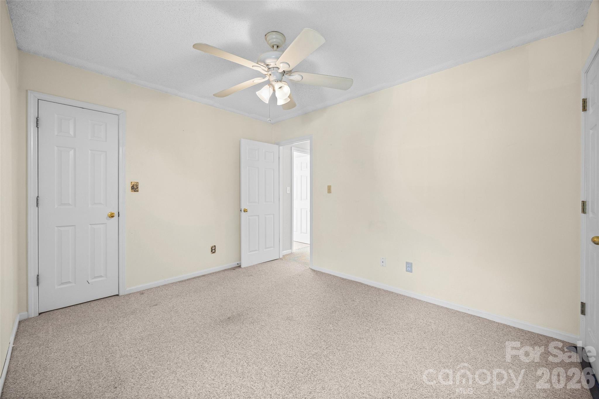 2006 Capstone Court 96 Property Photo 26