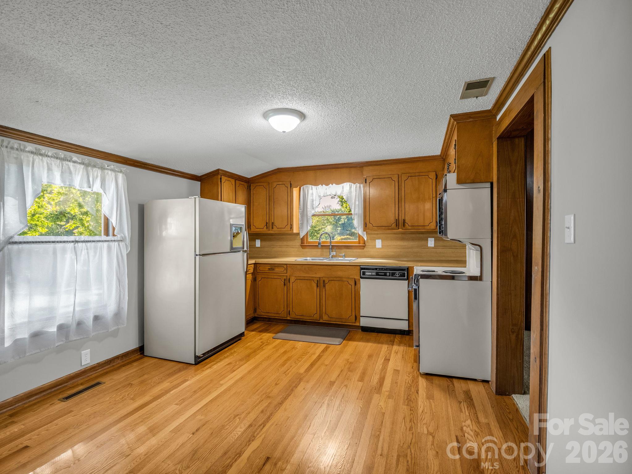 3833 Robert Riding Road Property Photo 14