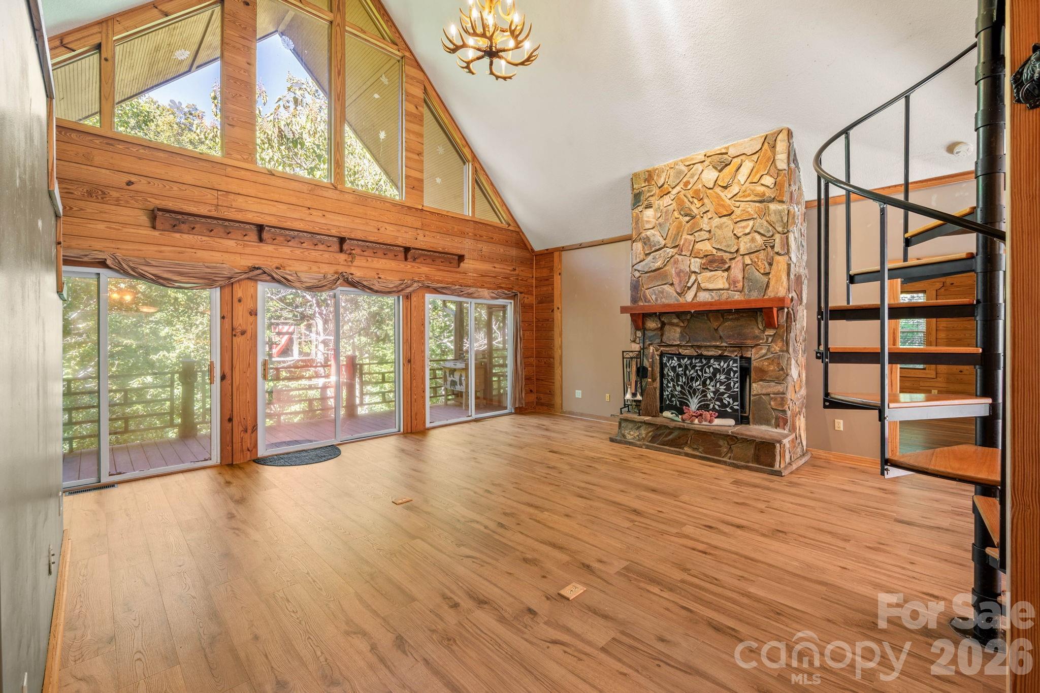 143 Rosewood Lane Property Photo 18