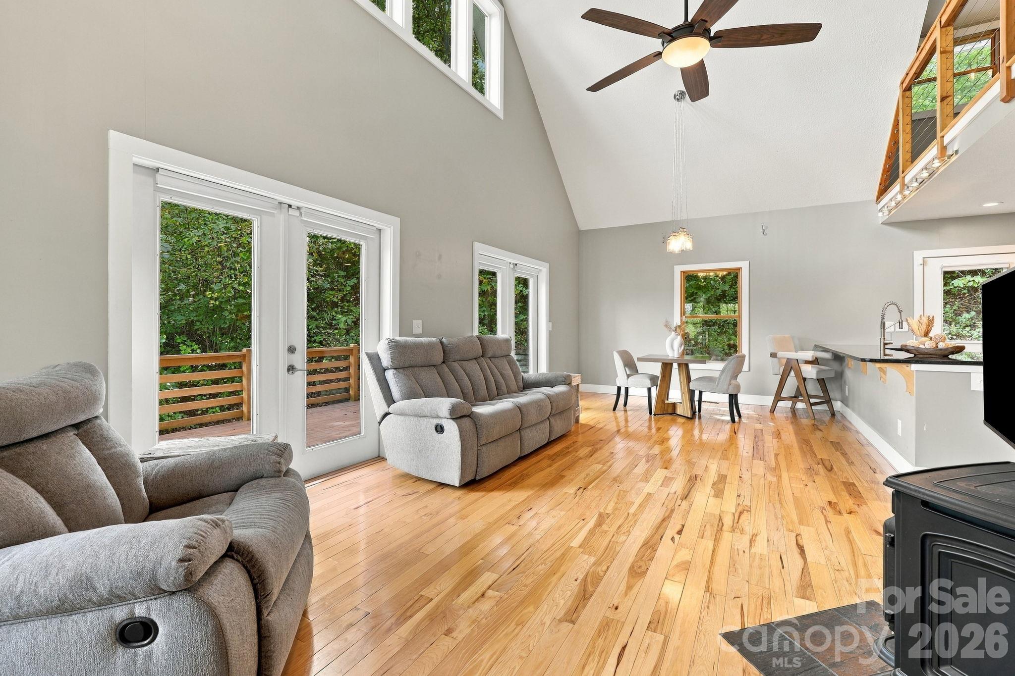 15 Shytle Lane Property Photo 4