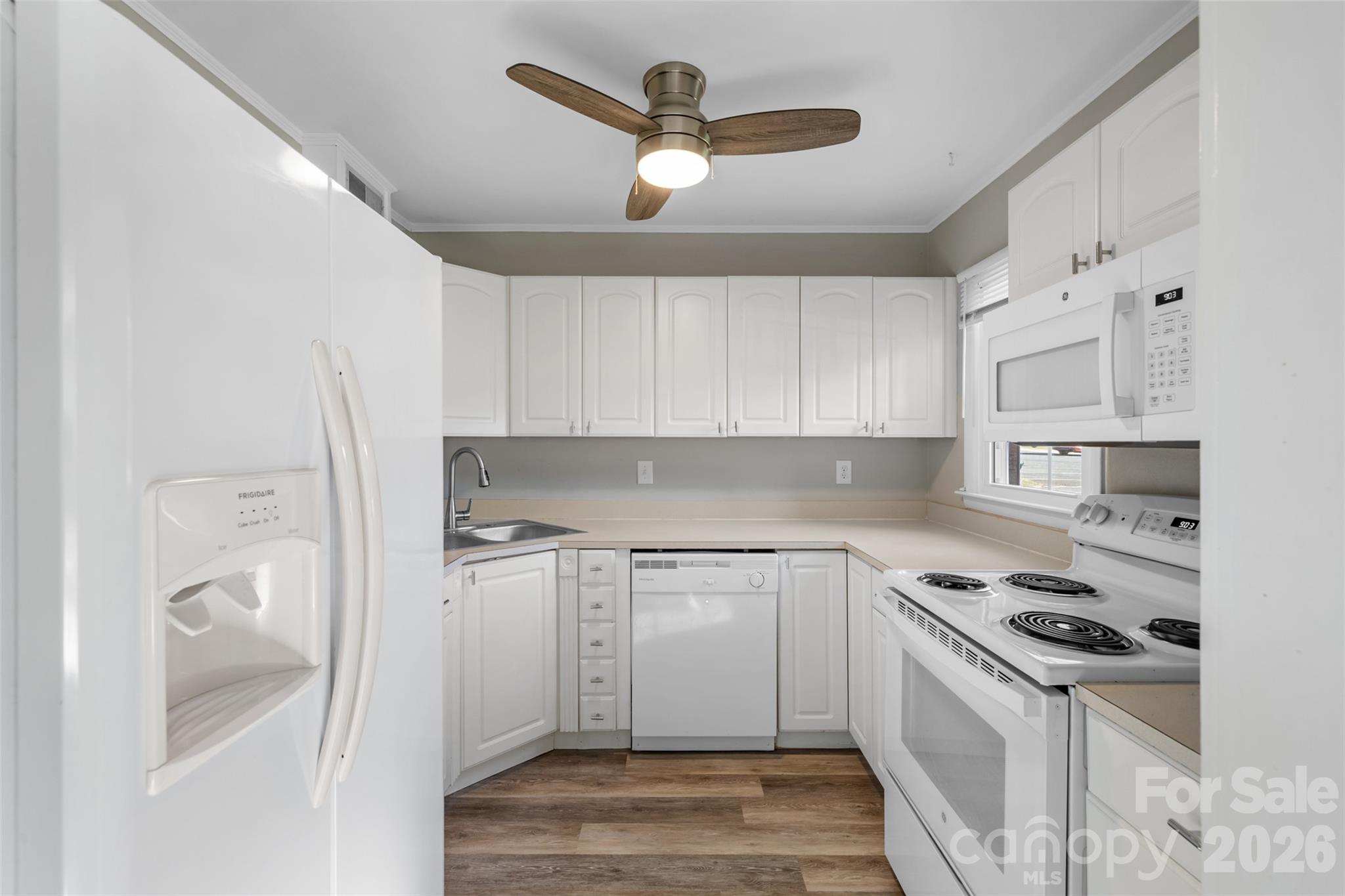 4615 Coronado Drive Property Photo 6