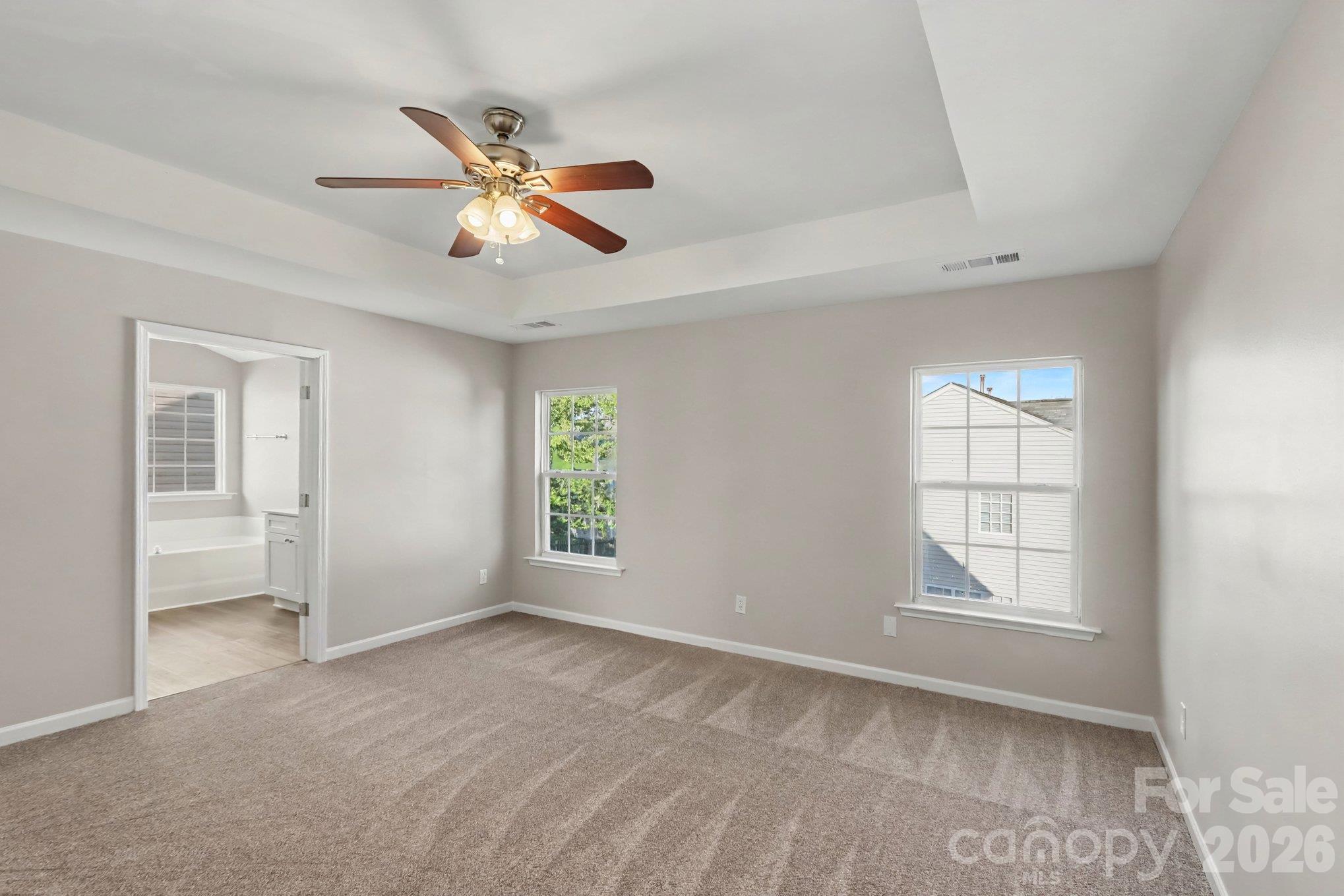 4059 Houldsworth Drive Property Photo 11