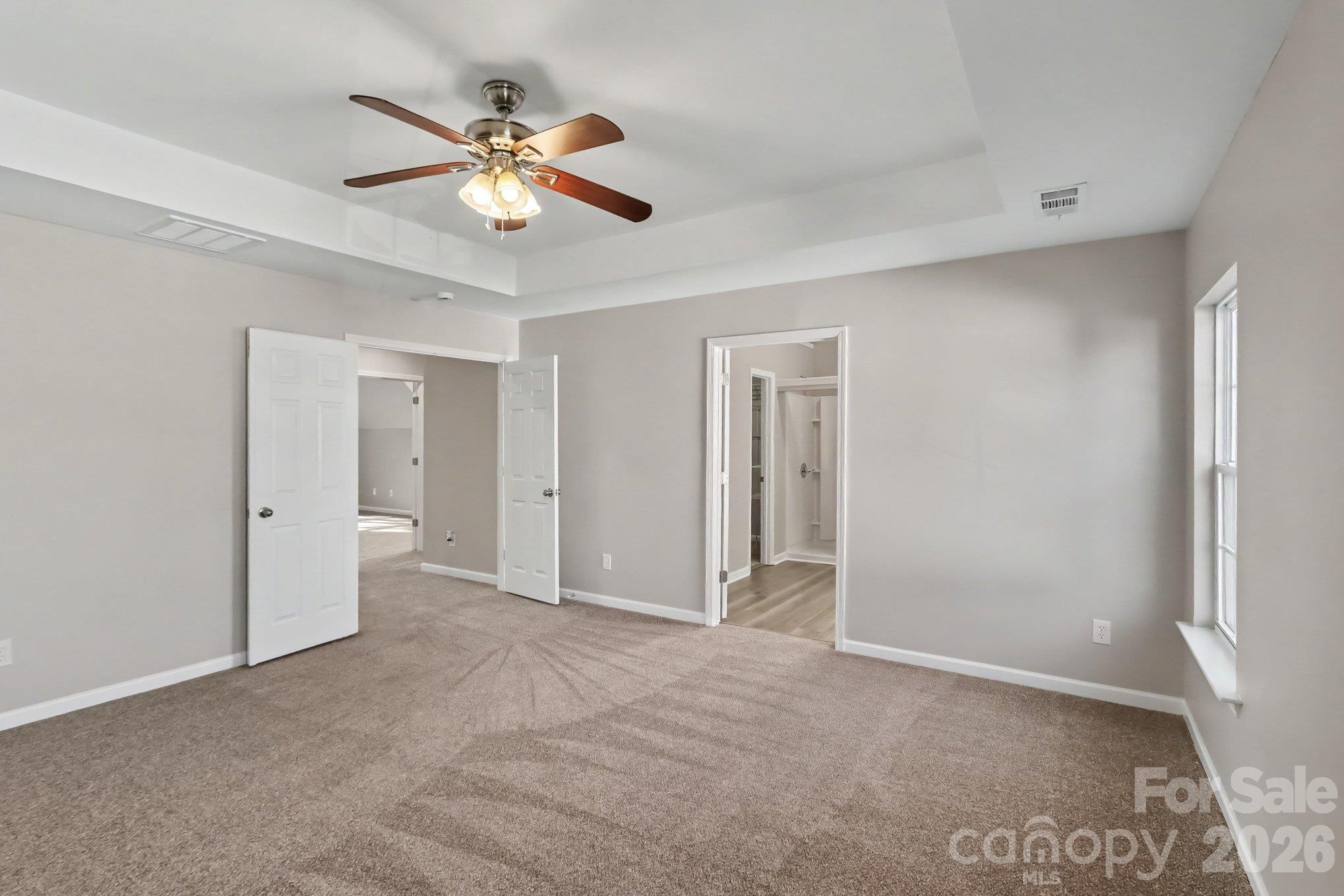 4059 Houldsworth Drive Property Photo 12