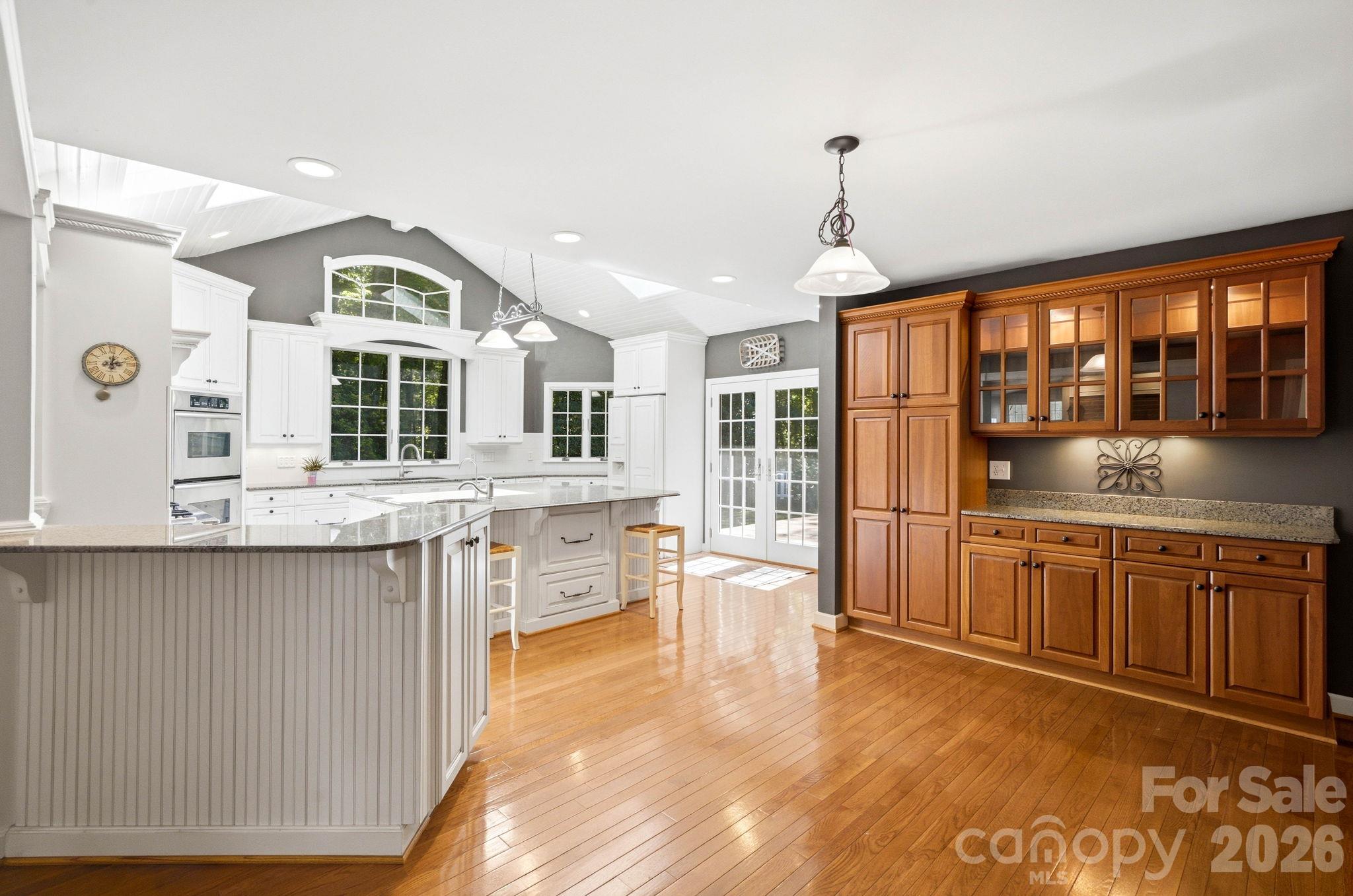 450 Mills Gap Road Property Photo 3