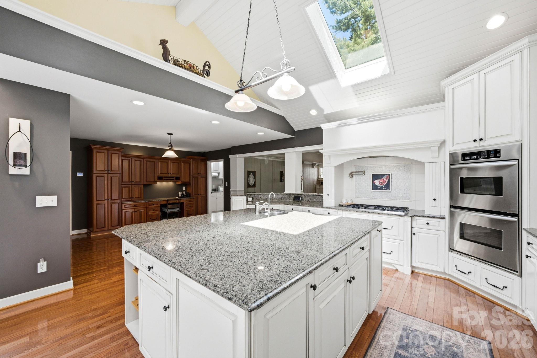 450 Mills Gap Road Property Photo 7
